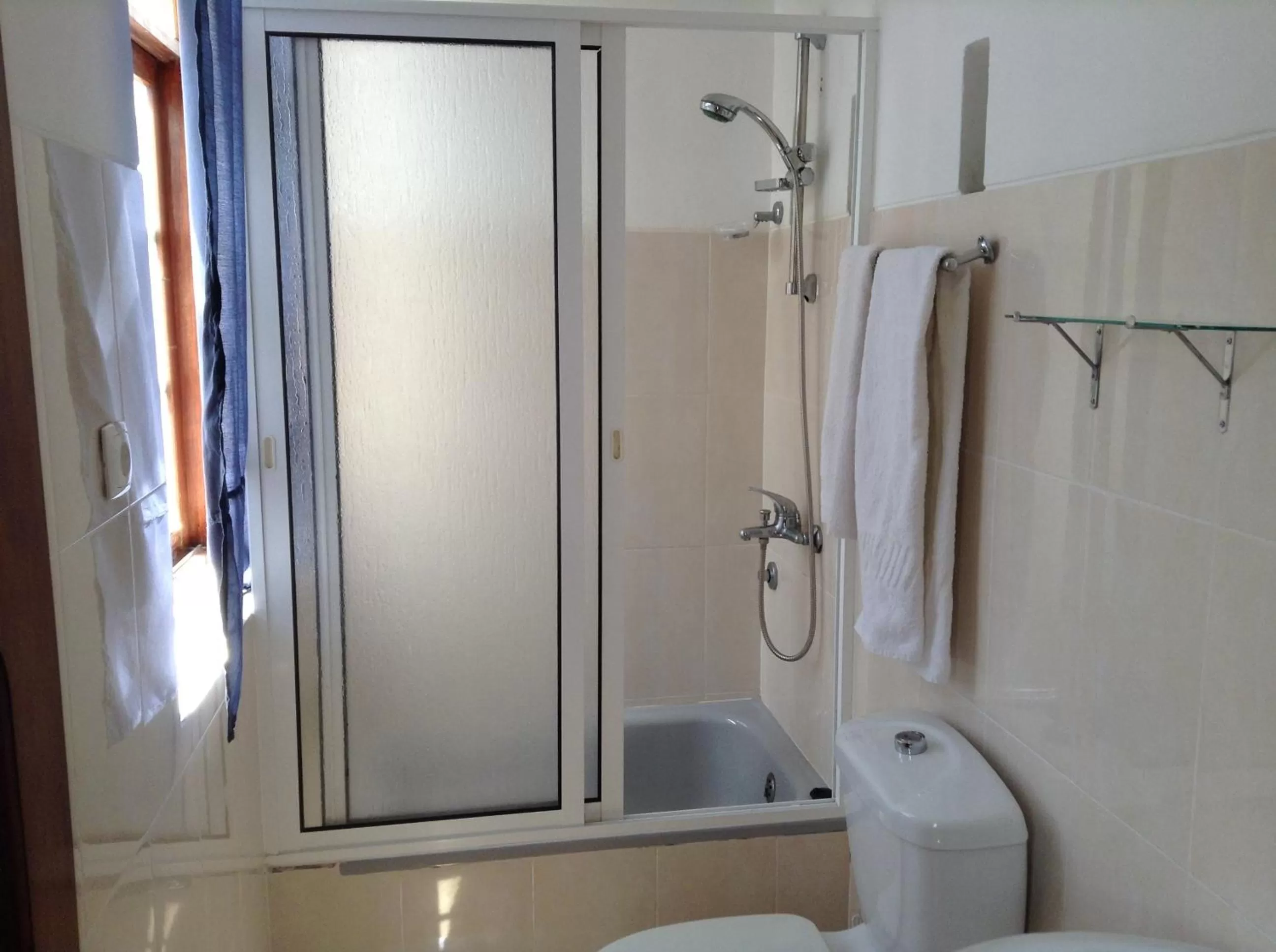 Bathroom in Bed and breakfast Residencial Maravilha