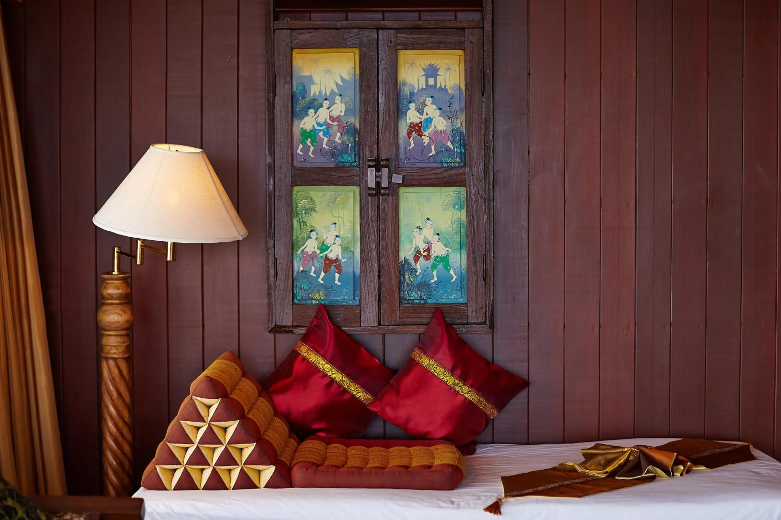 Living room, Bed in Samui Bayview Resort & Spa - SHA Plus