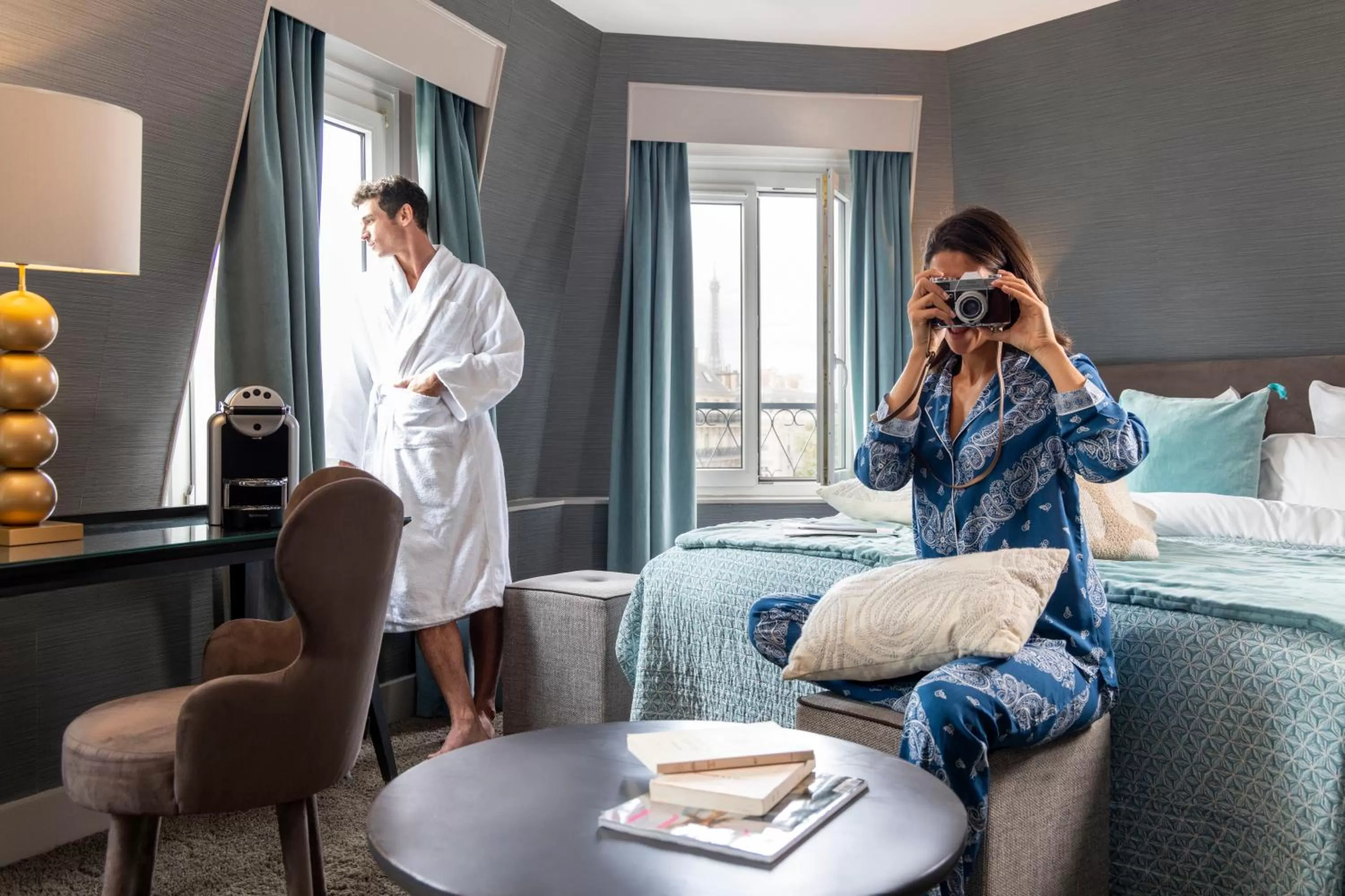 Bedroom, Bed in Hôtel Plaza Étoile