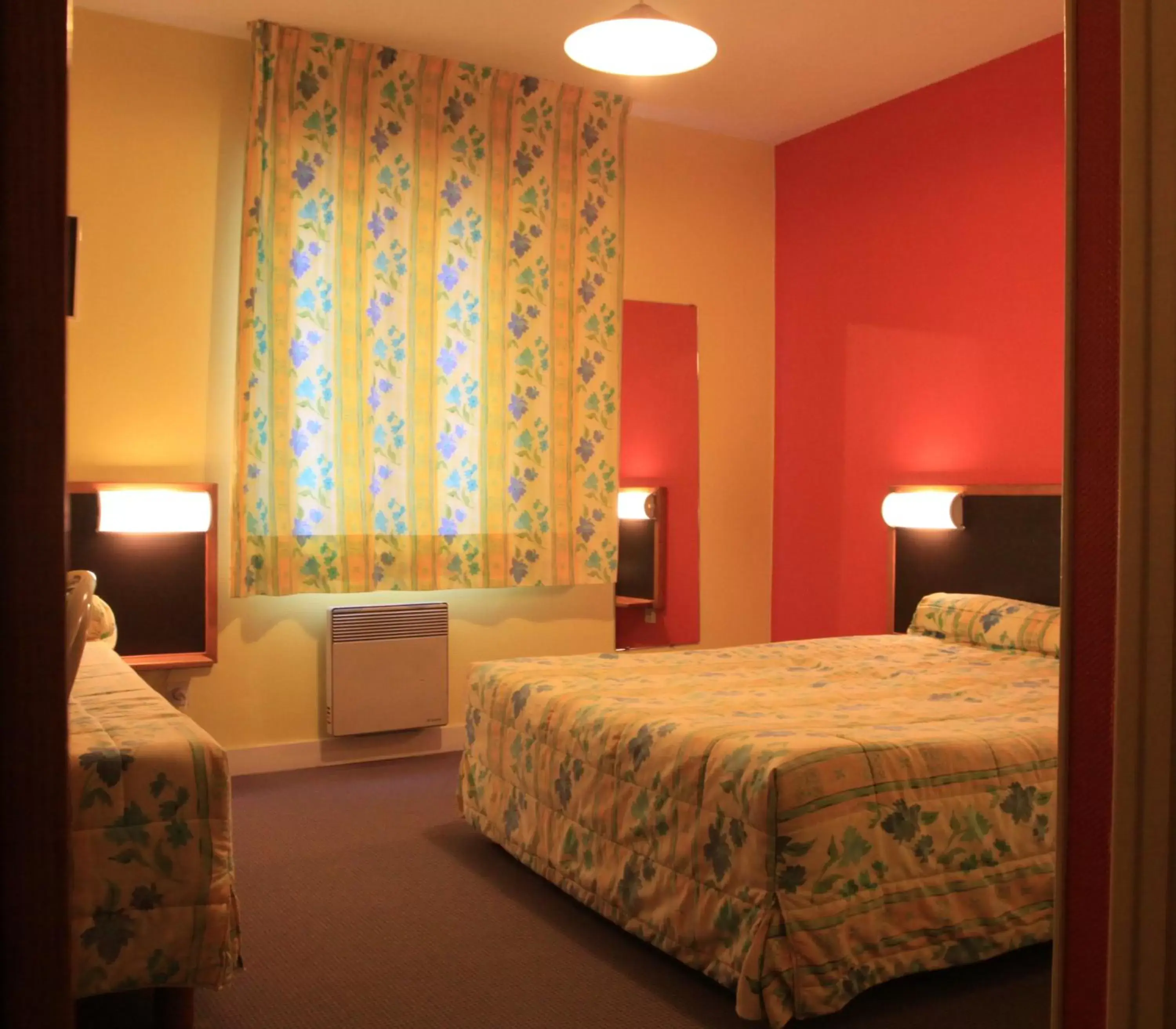 Logis Hôtel et Restaurant La Tour Brette Logis Hôtel et Restaurant La Tour Brette