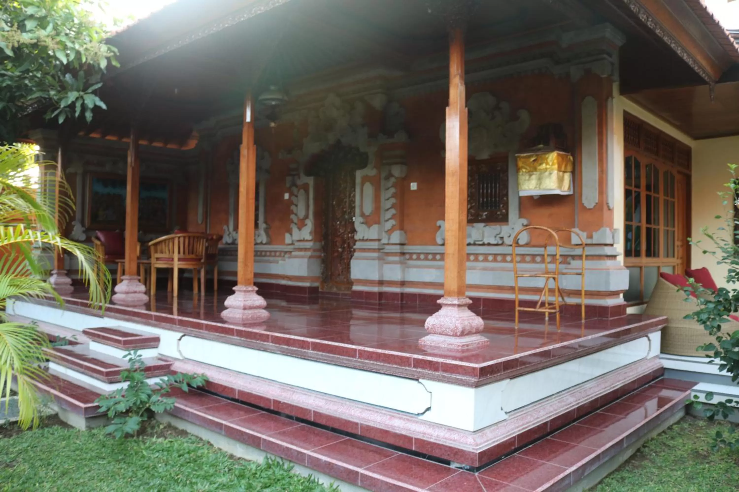 Balcony/Terrace in Kusnadi Hotel
