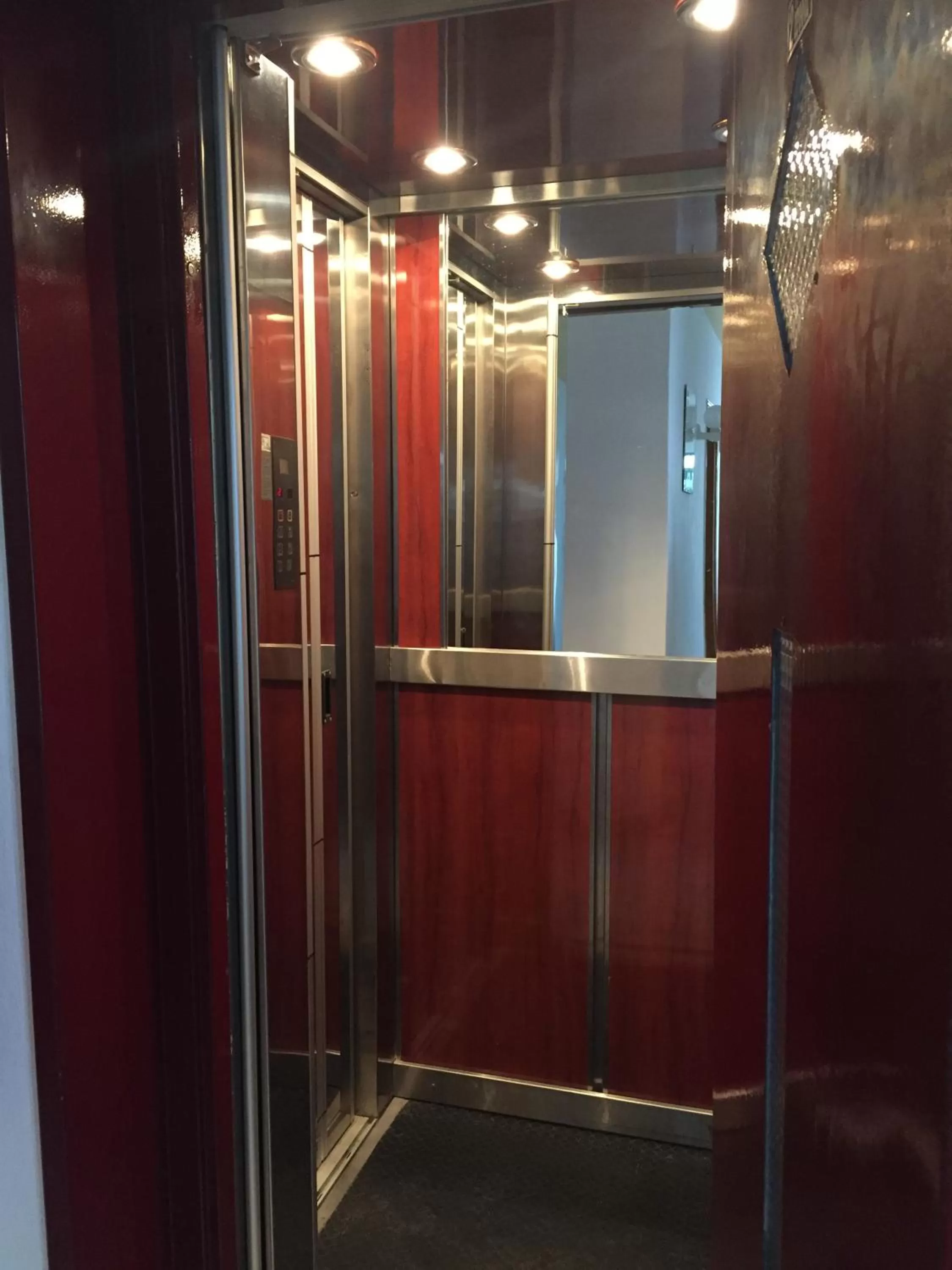 Decorative detail in Angelos Hotel