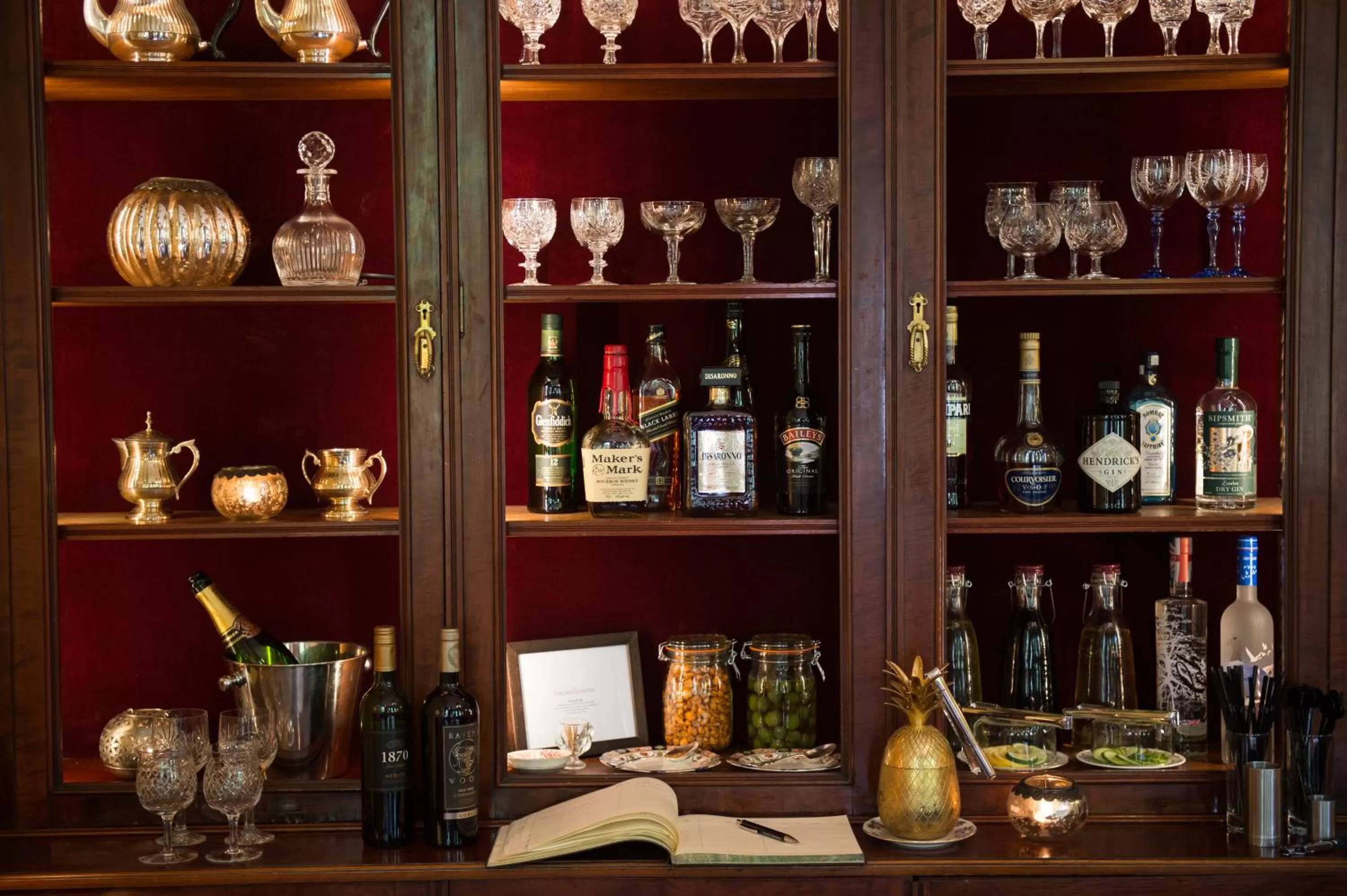 Lounge or bar in The Portobello Hotel