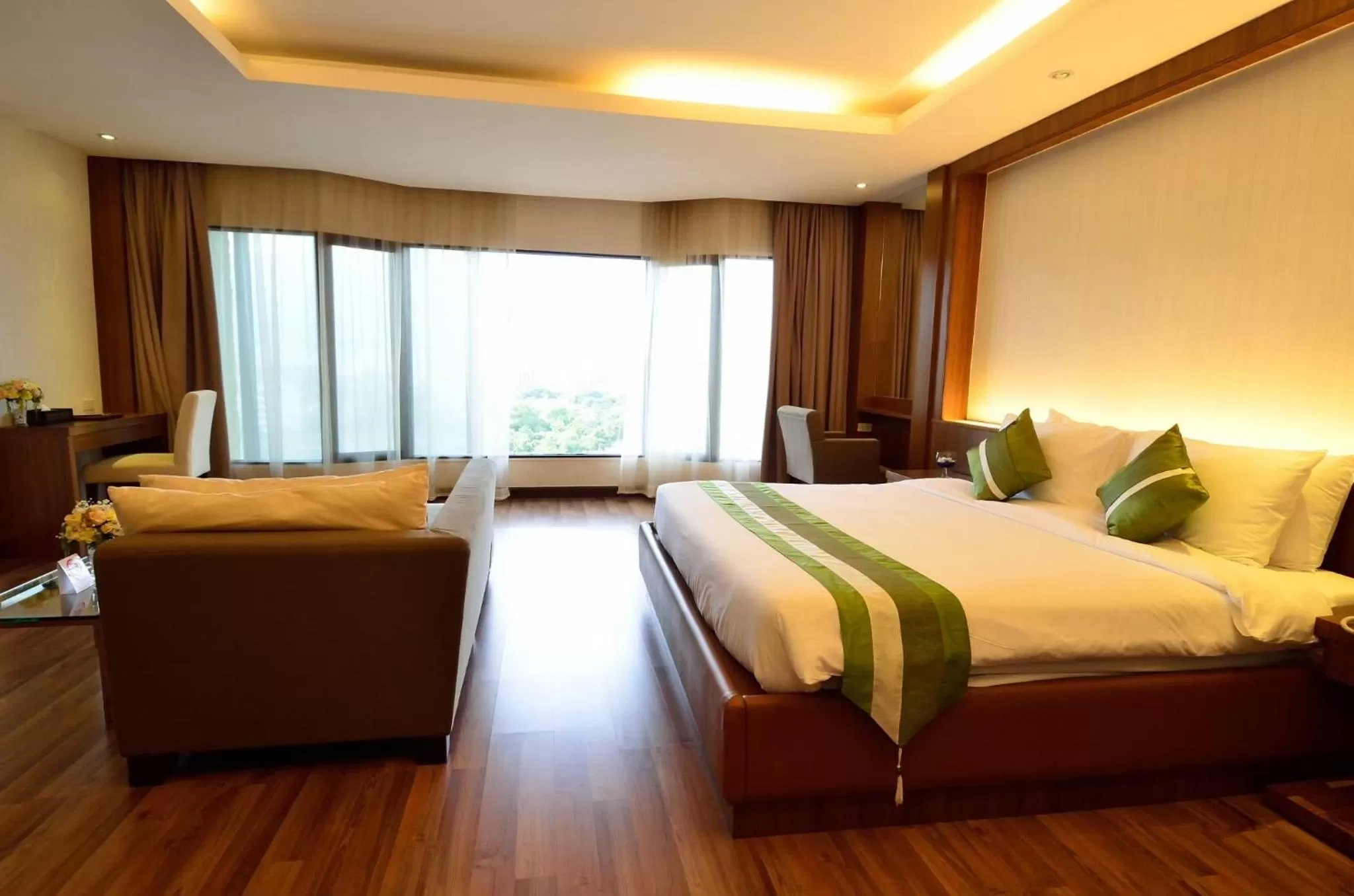 Bed in Chiangmai Grandview Hotel & Convention Center