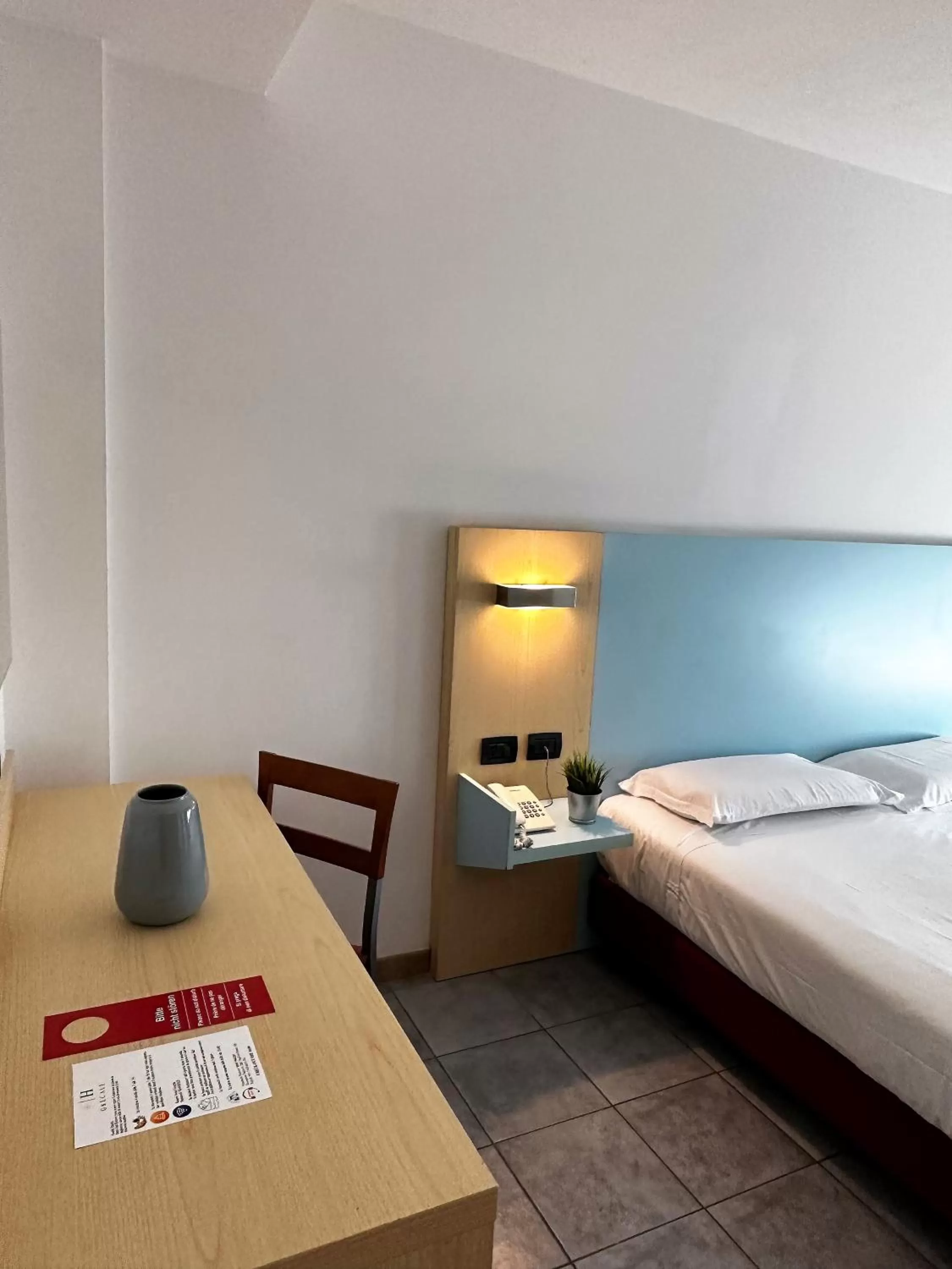 Bedroom, Bed in Hotel Grecale - Venturina Terme