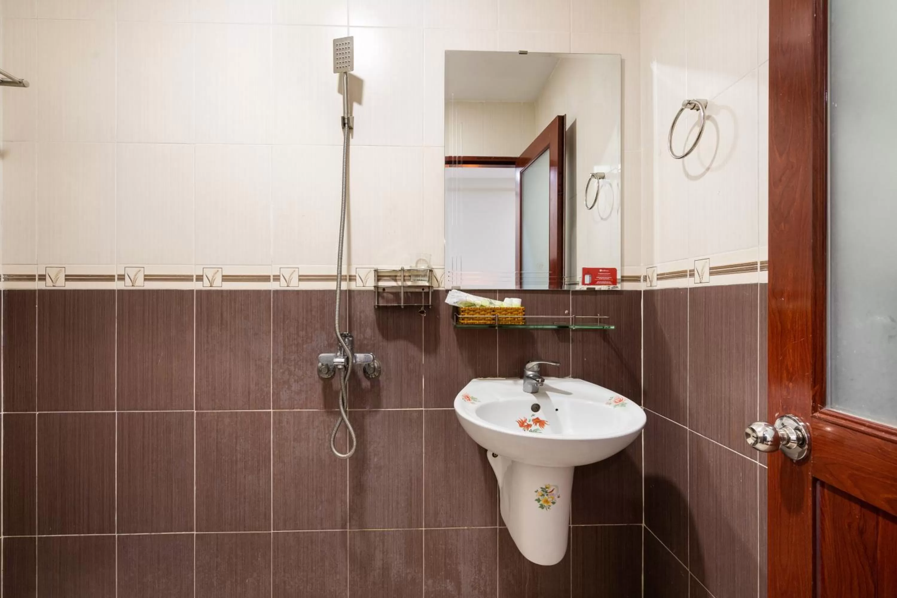 Toilet, Bathroom in Central Hotel by Joi Hospitality