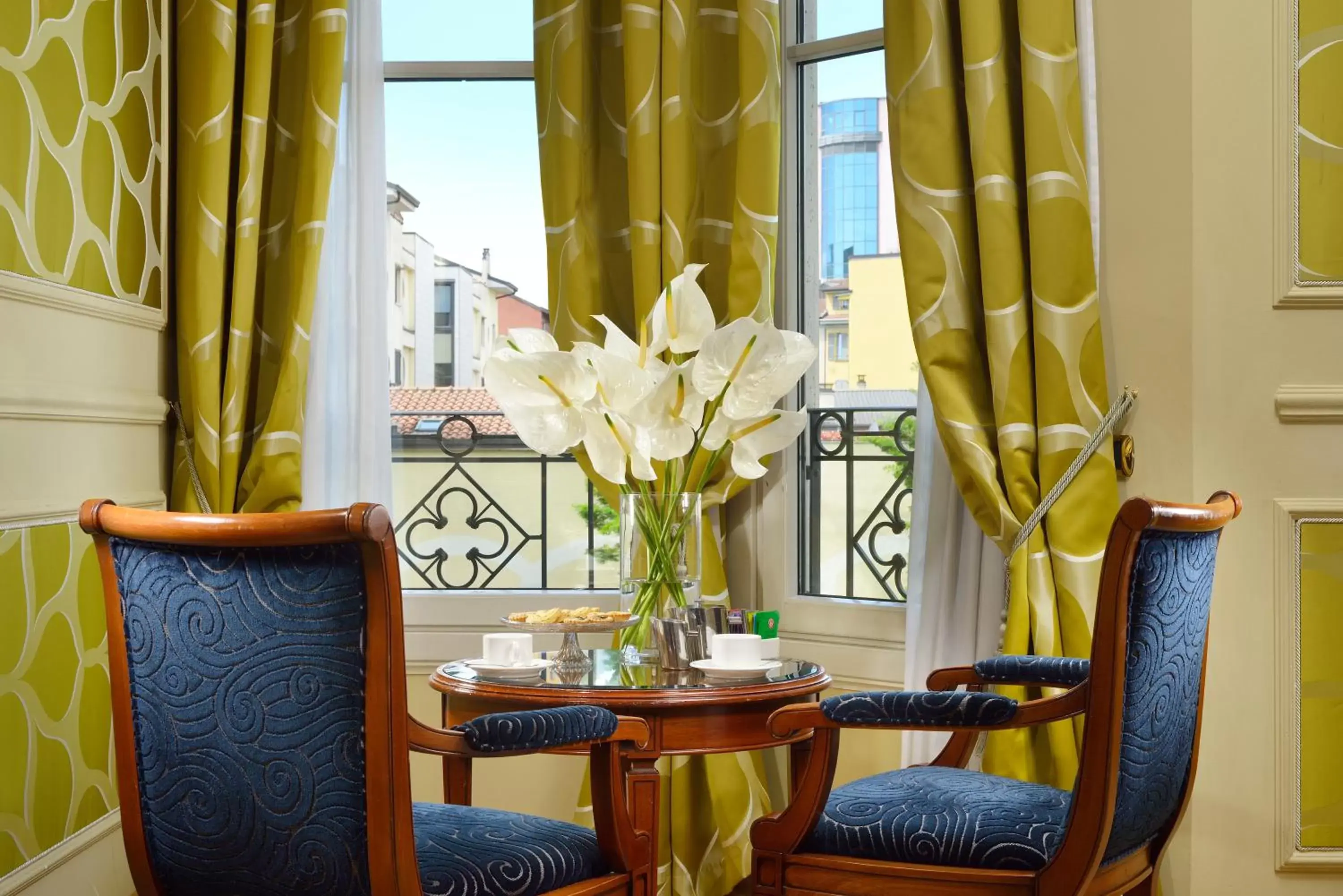 Deluxe Double Room in Grand Visconti Palace Deluxe Double Room in Grand Visconti Palace