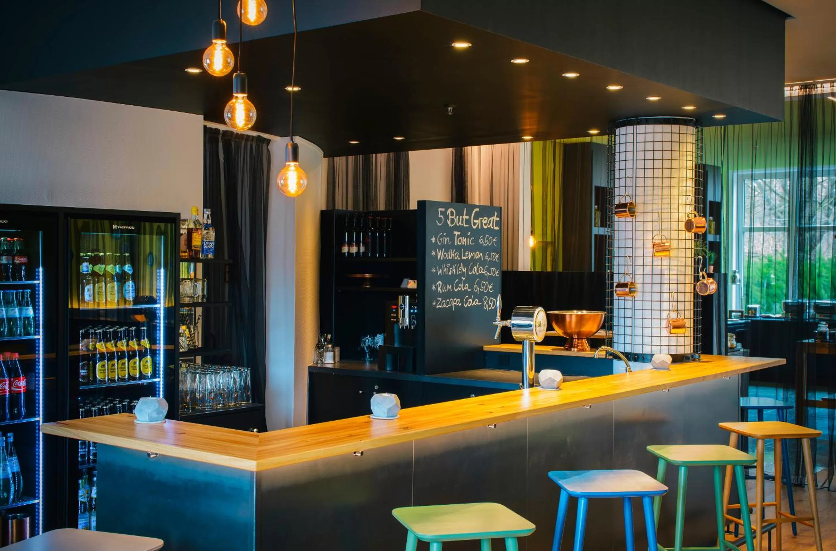 Lounge or bar in Vienna House Easy by Wyndham Landsberg