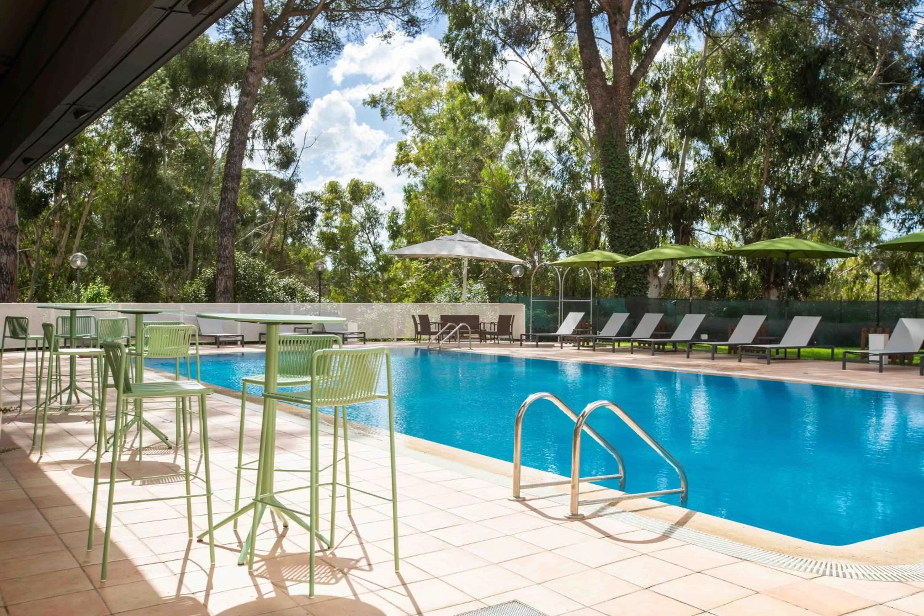 Swimming pool in Belstay Roma Aurelia