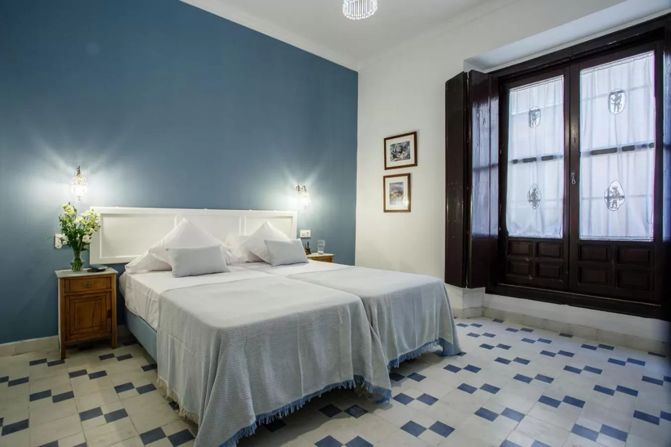 Bed in Suites Machado