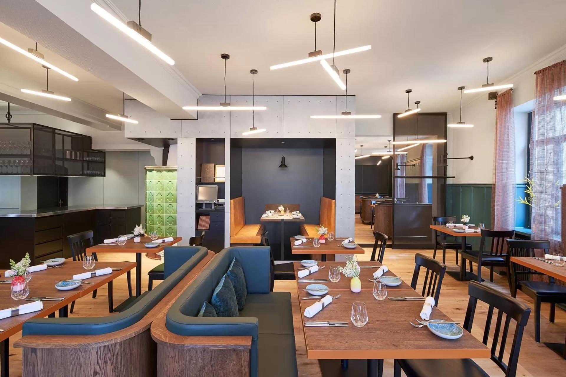 Restaurant/Places to Eat in Bürgerbräu