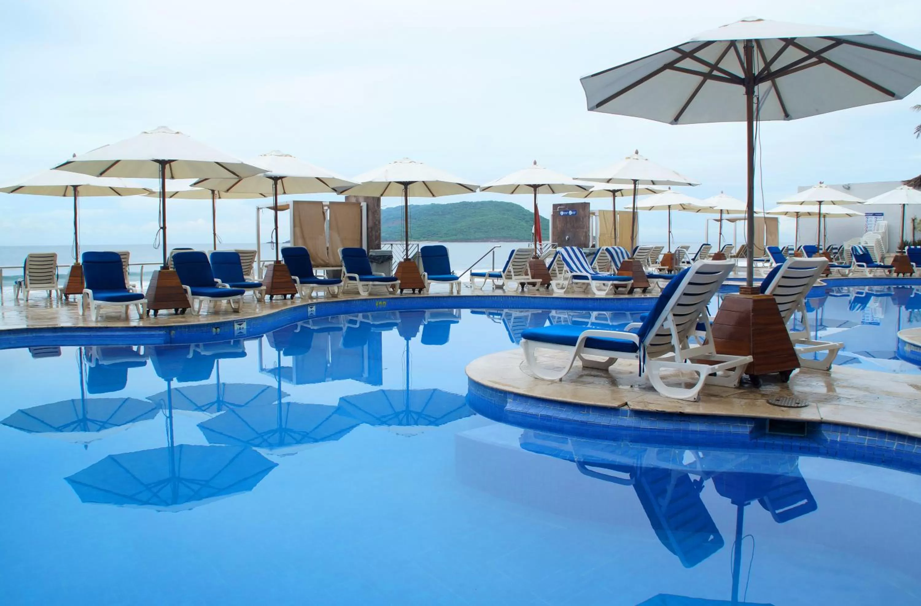 Day in Royal Villas Resort