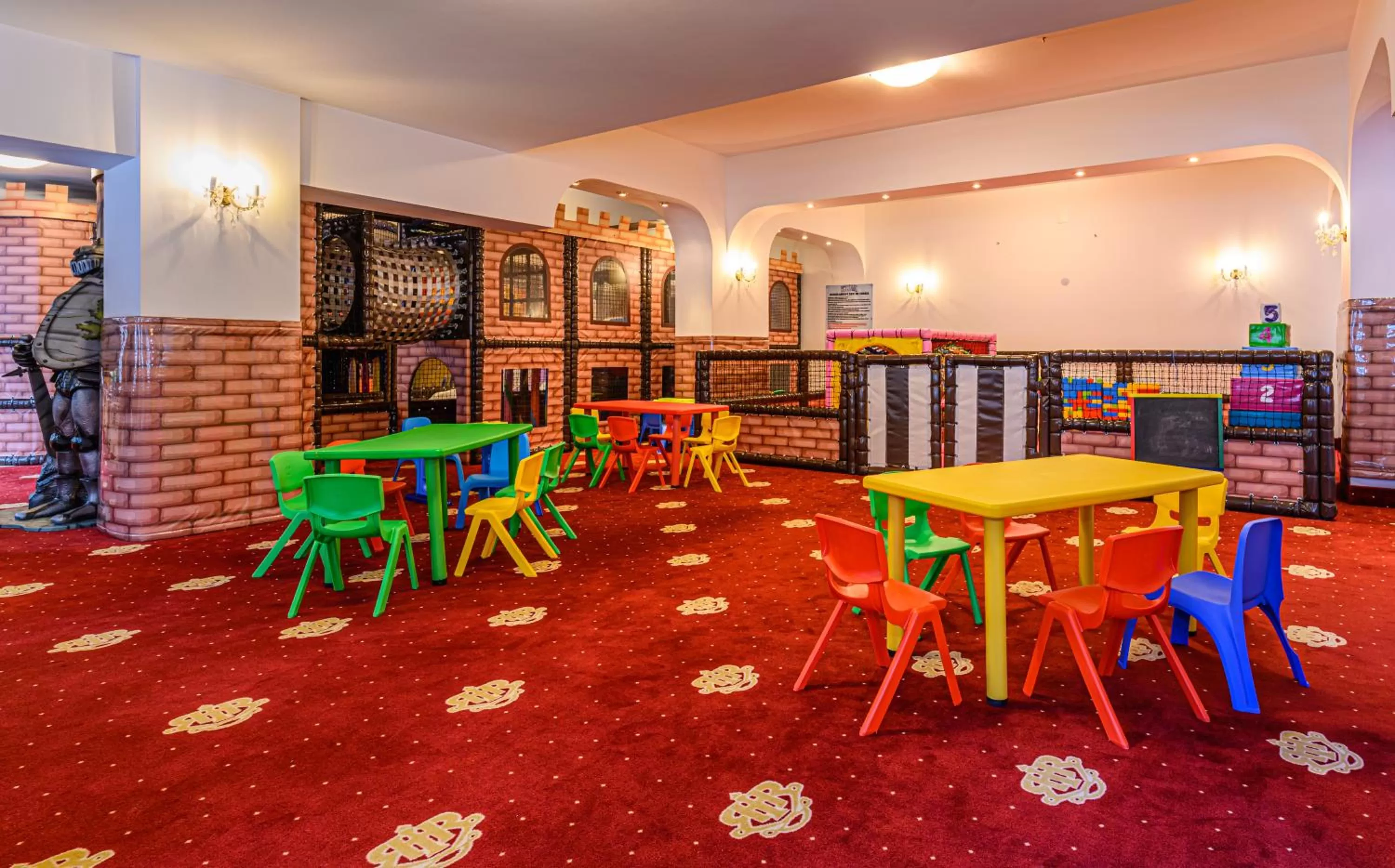 Children play ground in Aurelius Imparatul Romanilor Hotel & SPA