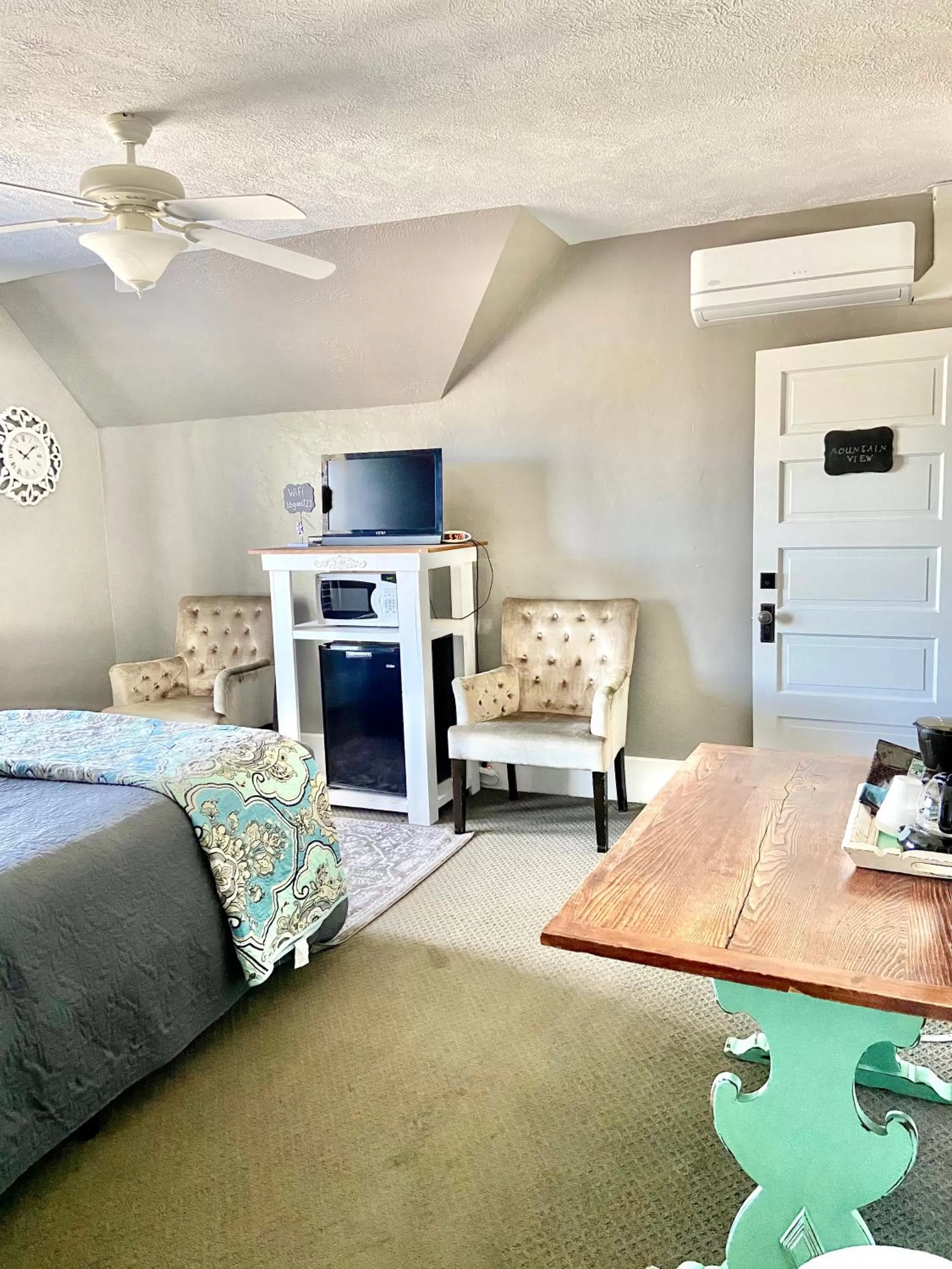Bedroom in The Panguitch House
