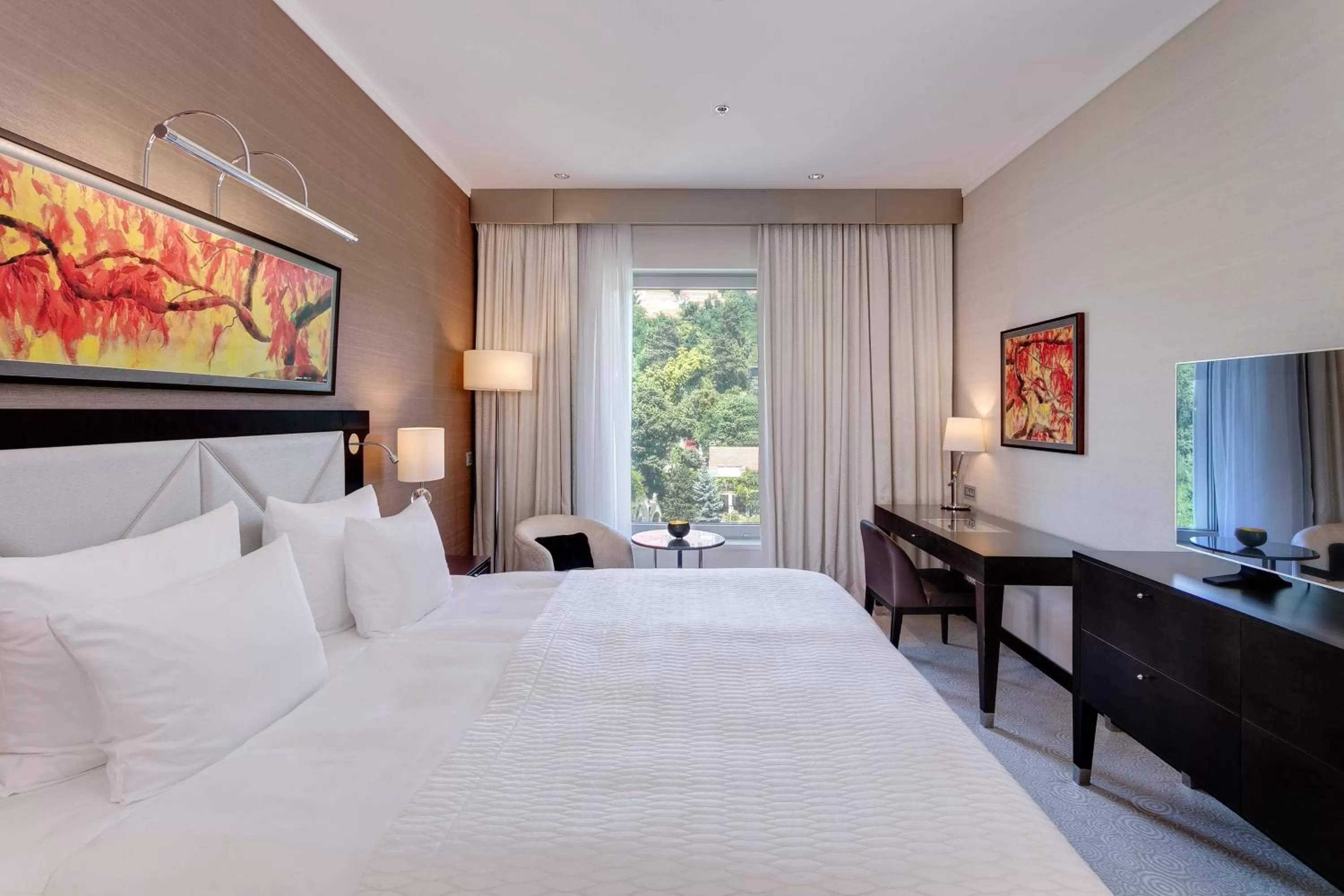 Bedroom, Bed in Grand Hotel River Park, a Luxury Collection Hotel, Bratislava