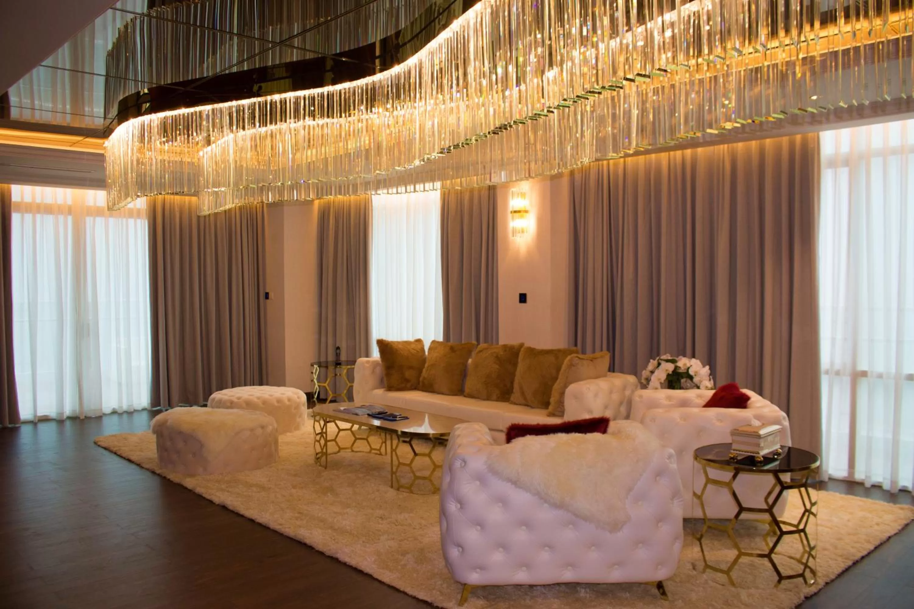 Seating area in Diamond Bay Hotel