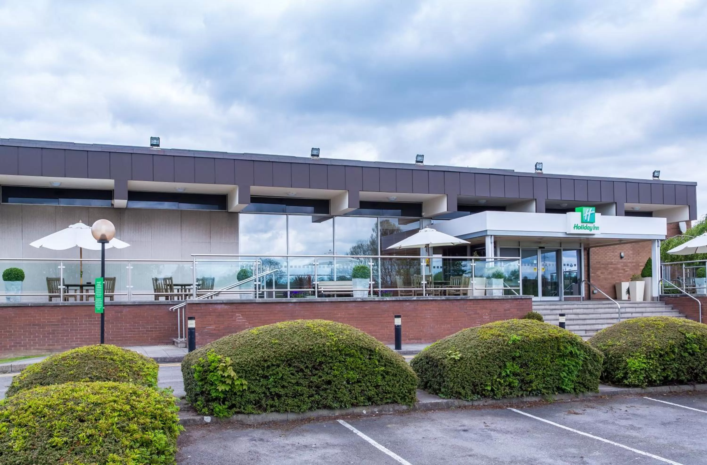 Property building in Holiday Inn Rugby-Northampton M1 Jct18 by IHG