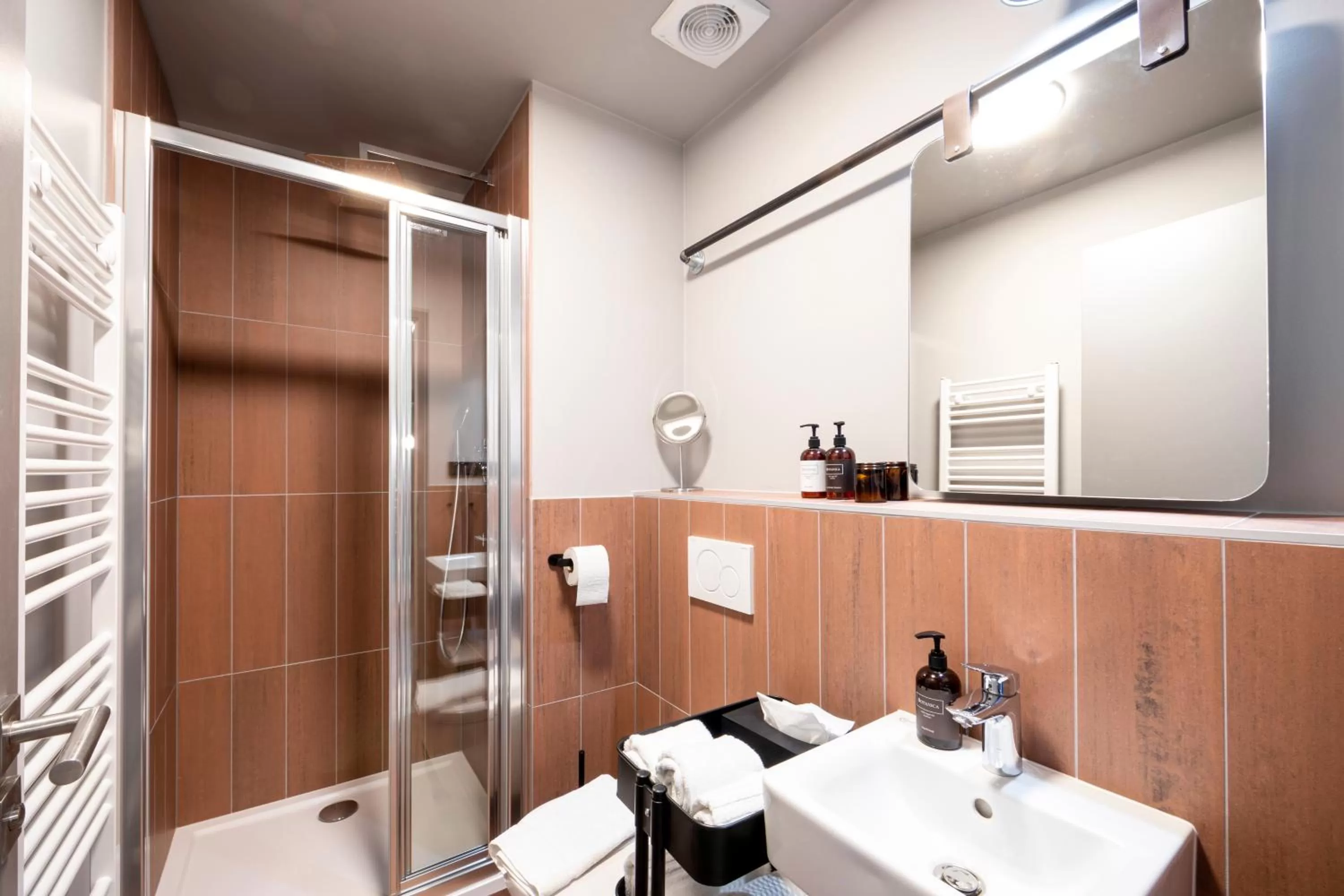 Shower in Miss Sophie's Downtown