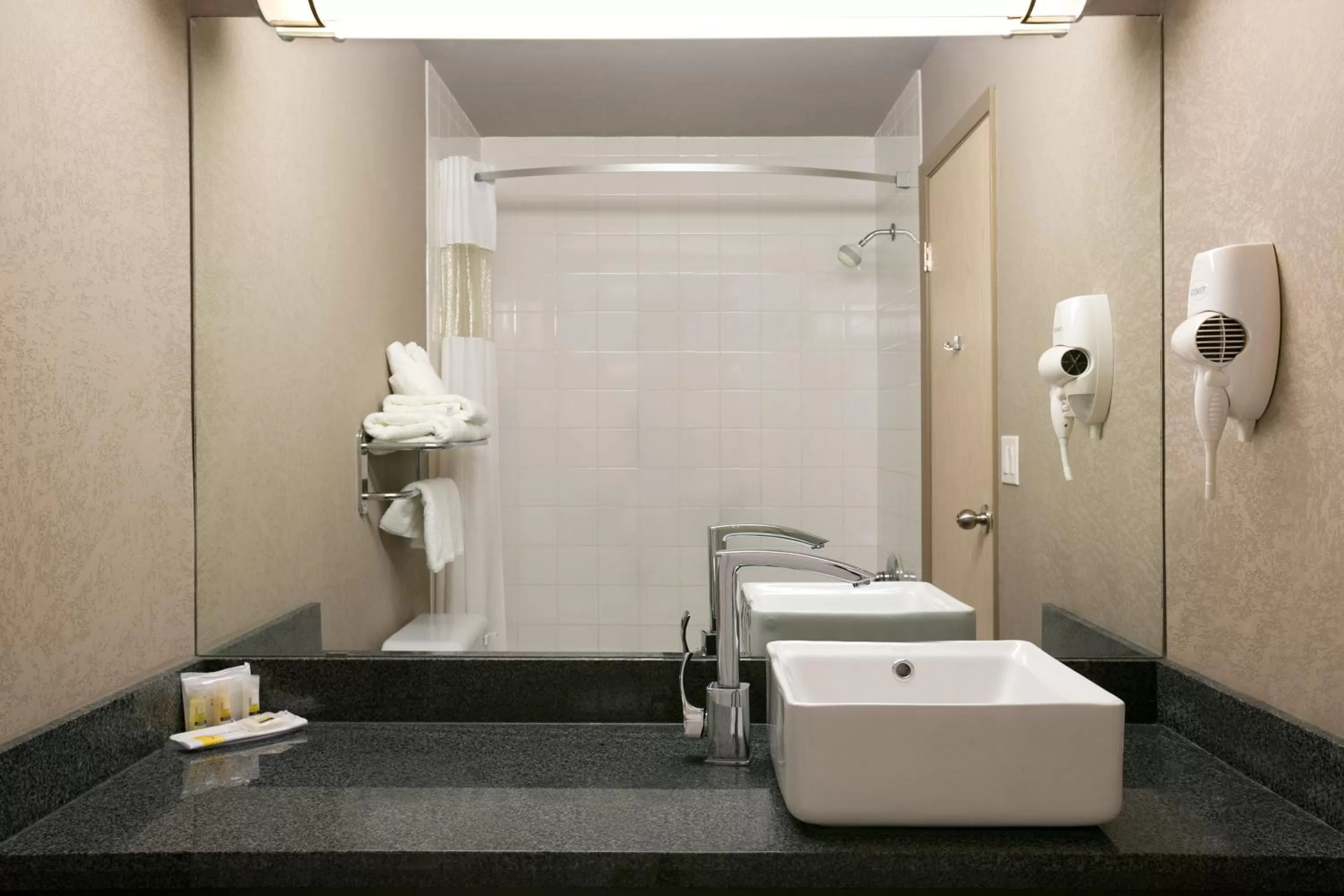 Shower in Days Inn by Wyndham Regina