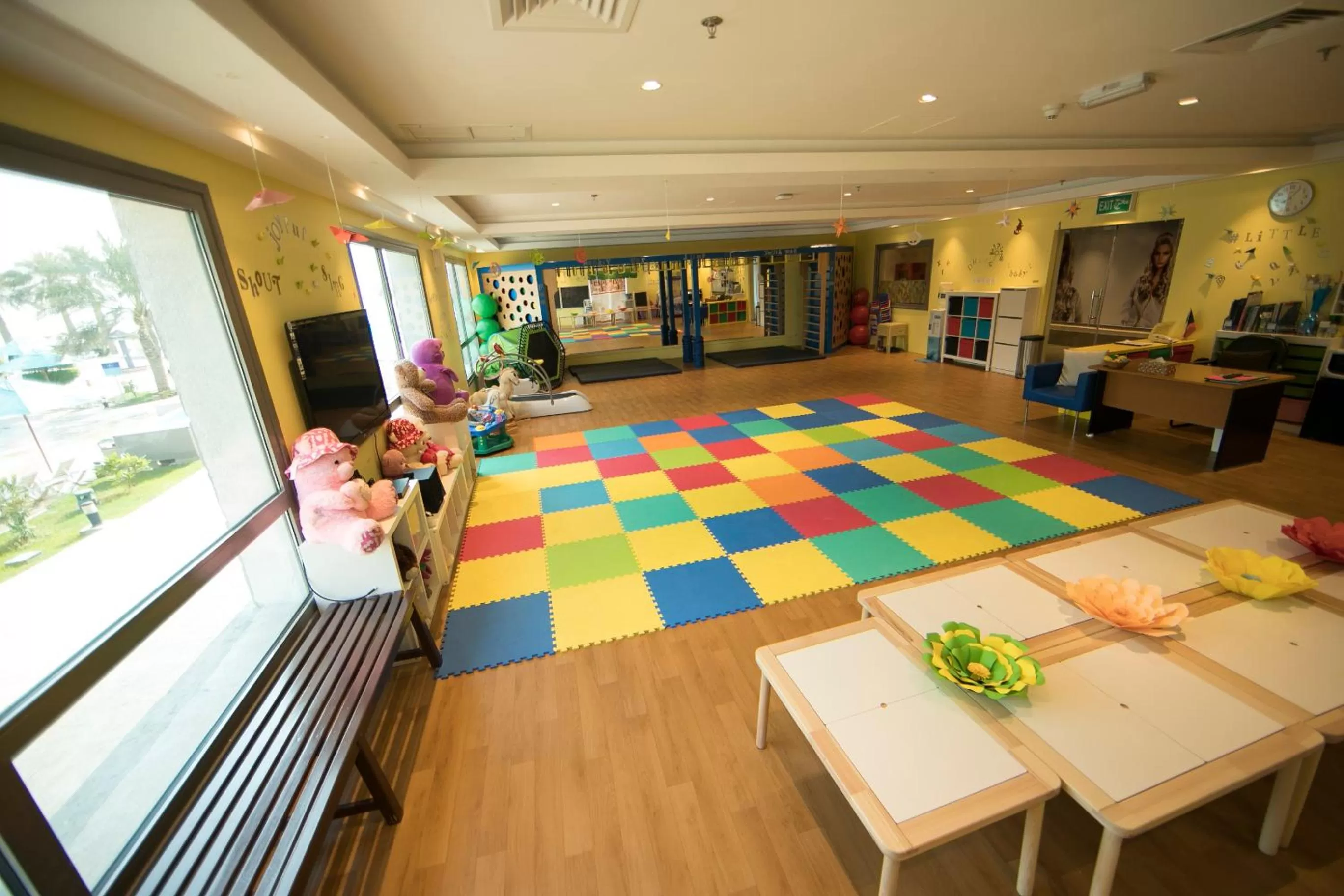 Game Room in The Palms Beach Hotel & Spa