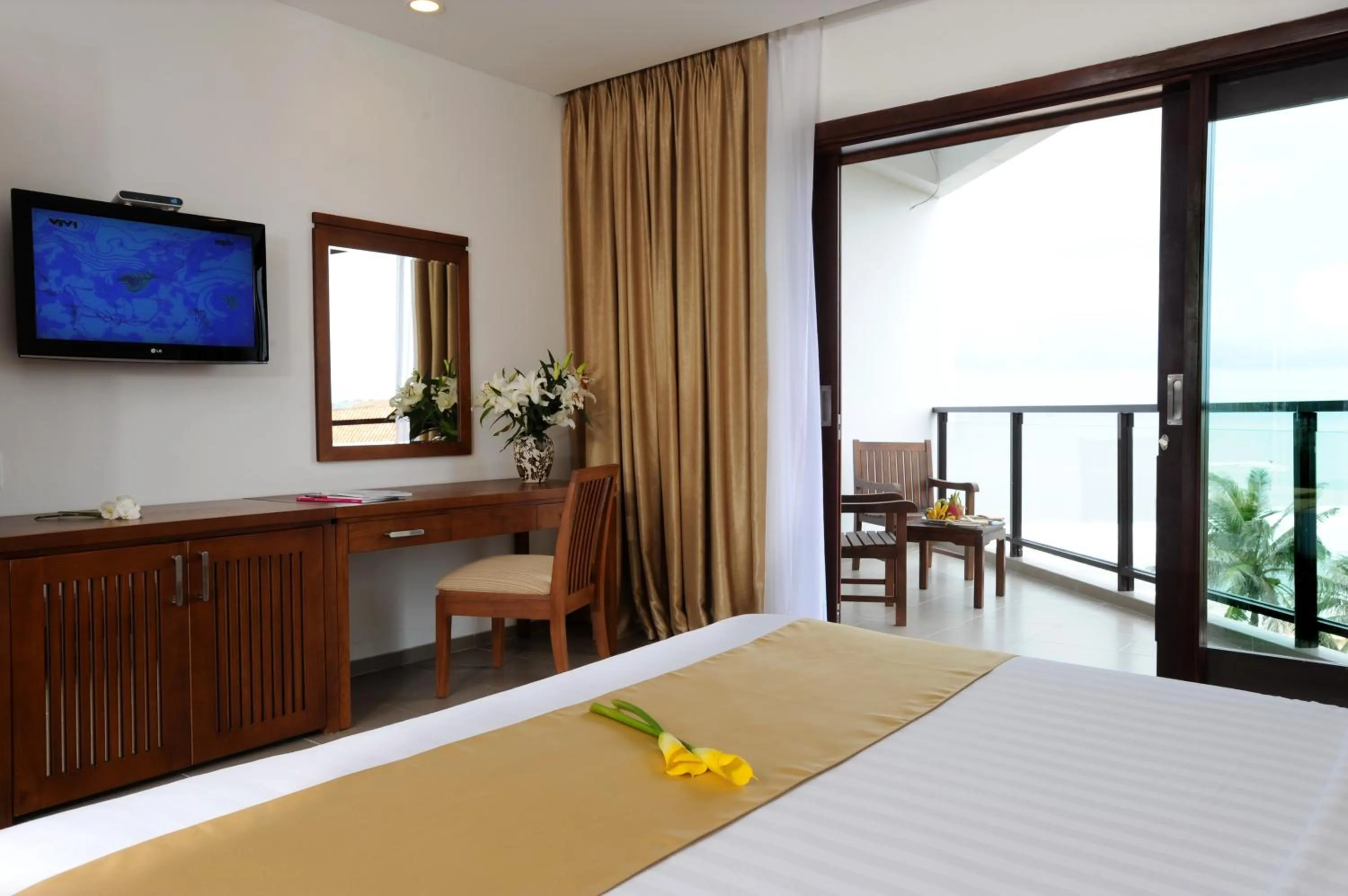 Day, TV/Entertainment Center in Unique Mui Ne Resort and Spa