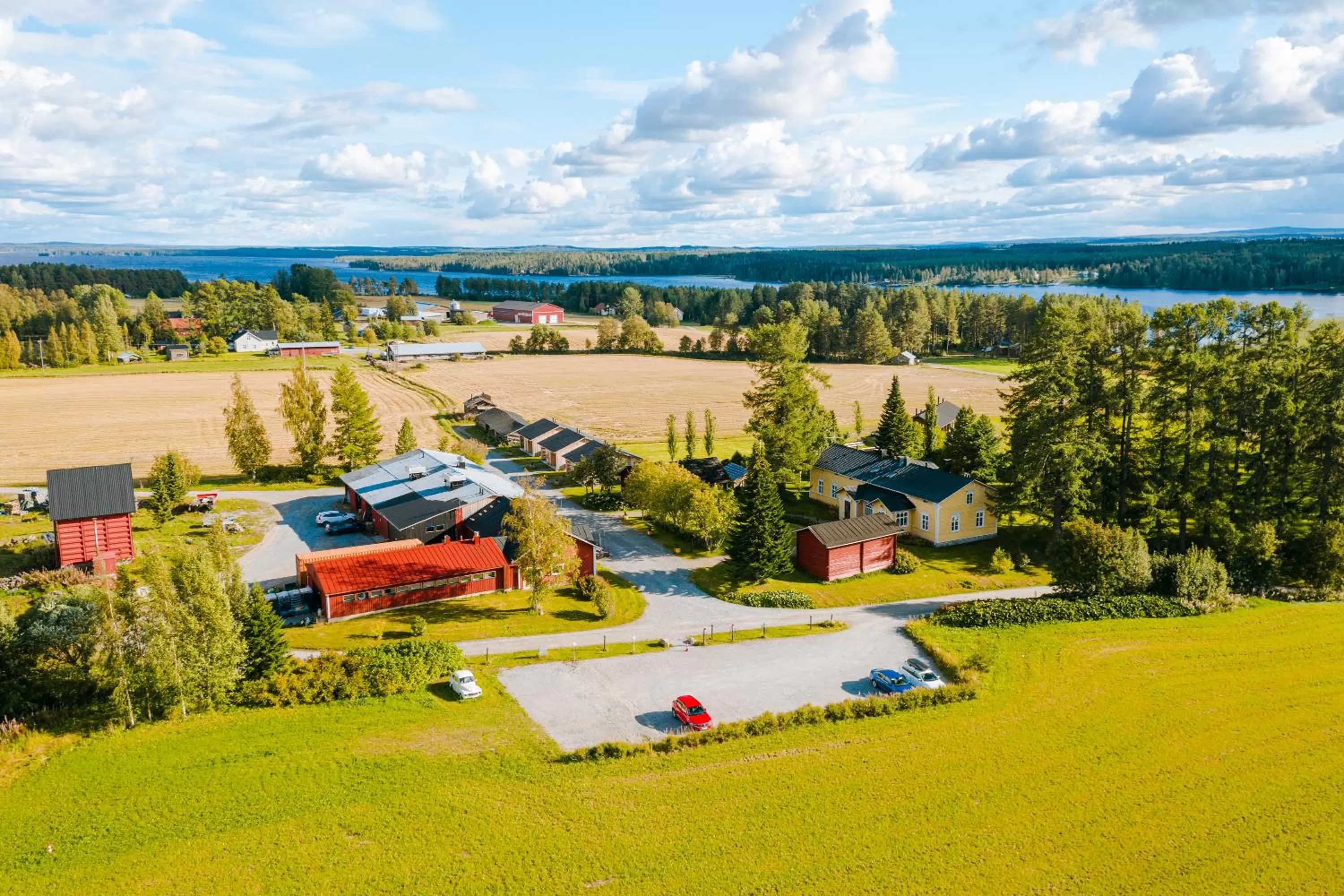 Neighbourhood, Bird's-eye View in Haapala Brewery restaurant and accommodation