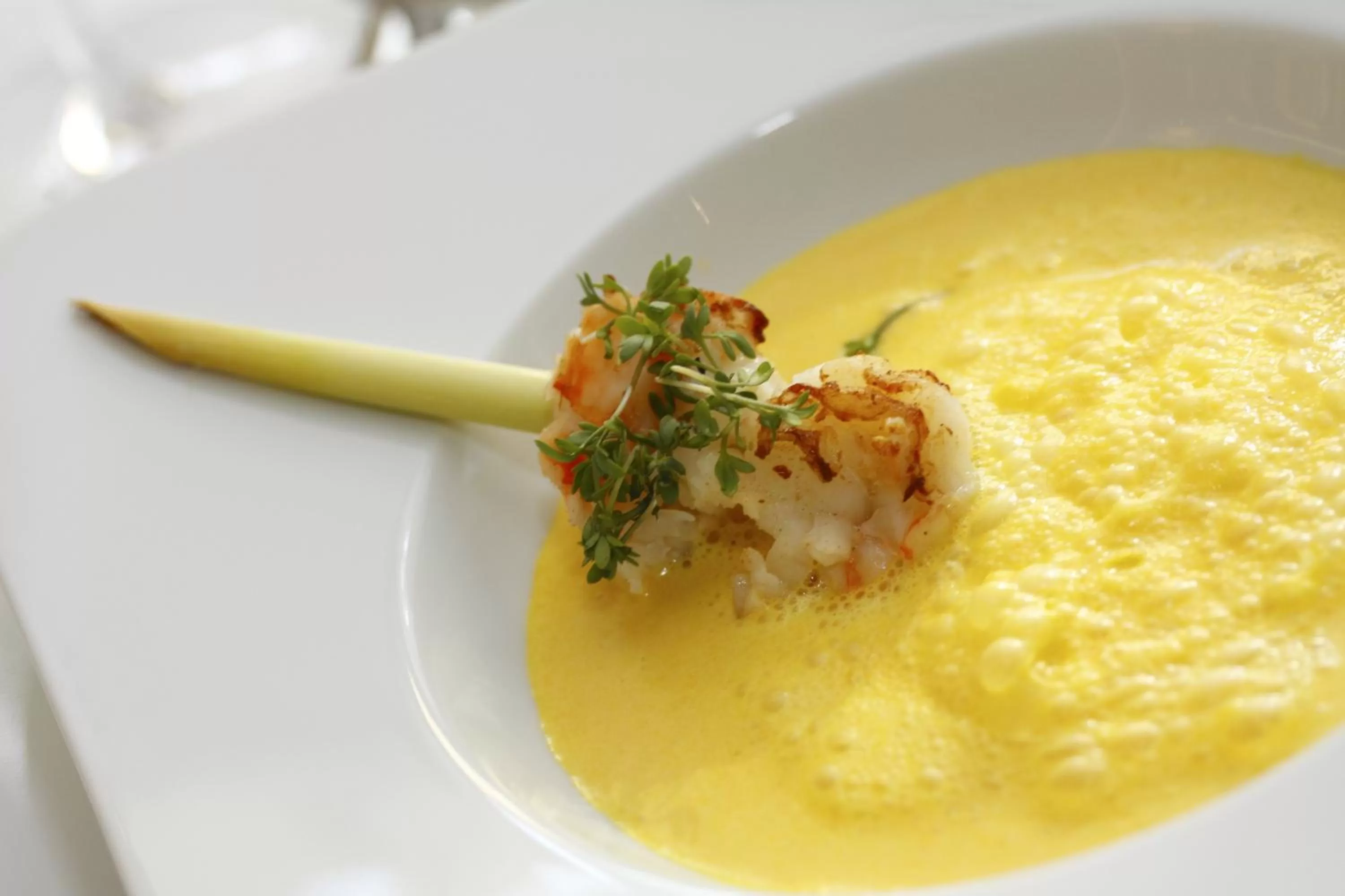 Food and drinks in Mikado Hotel