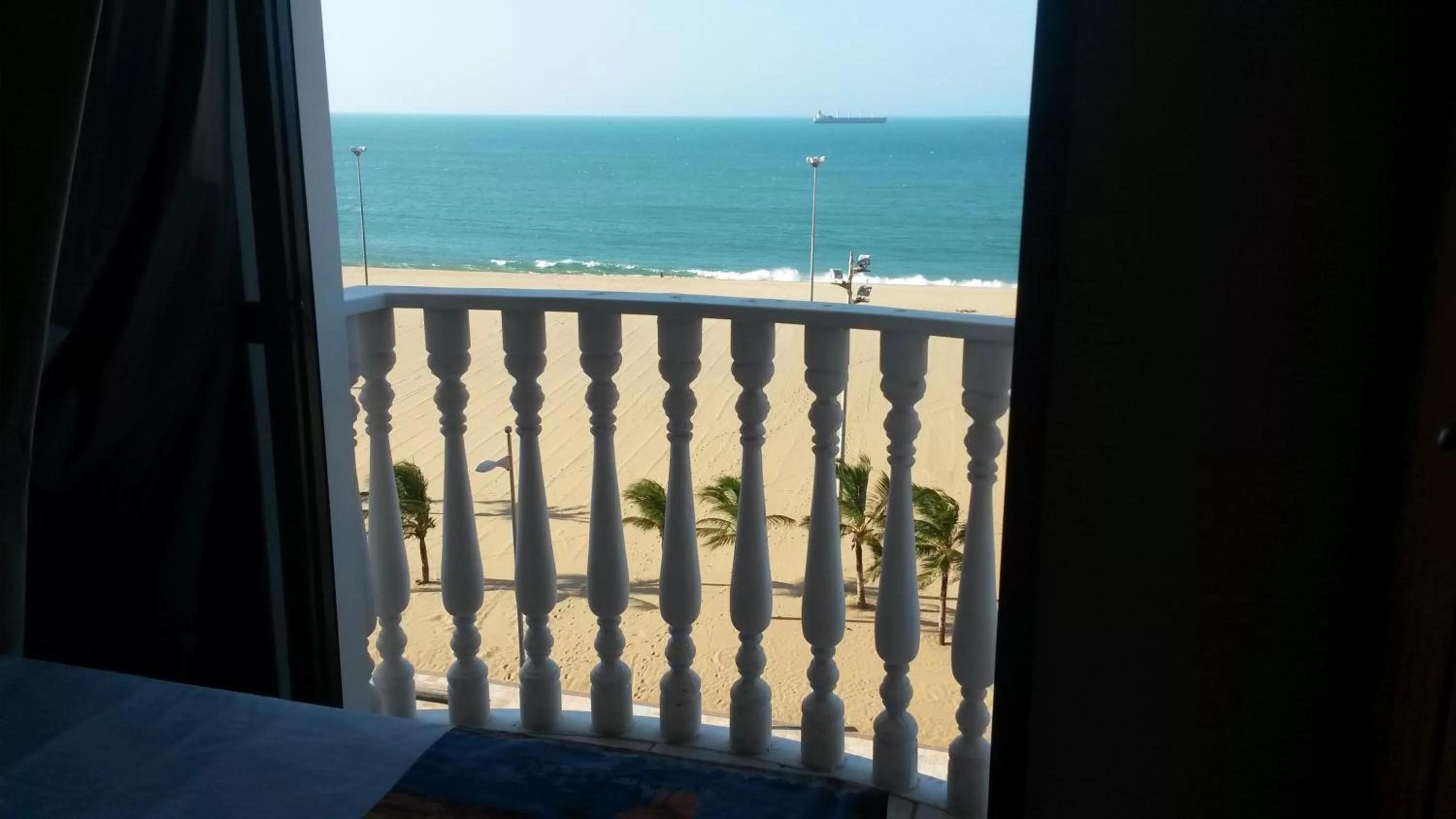 Day, Sea View in Classic Residence Beira Mar