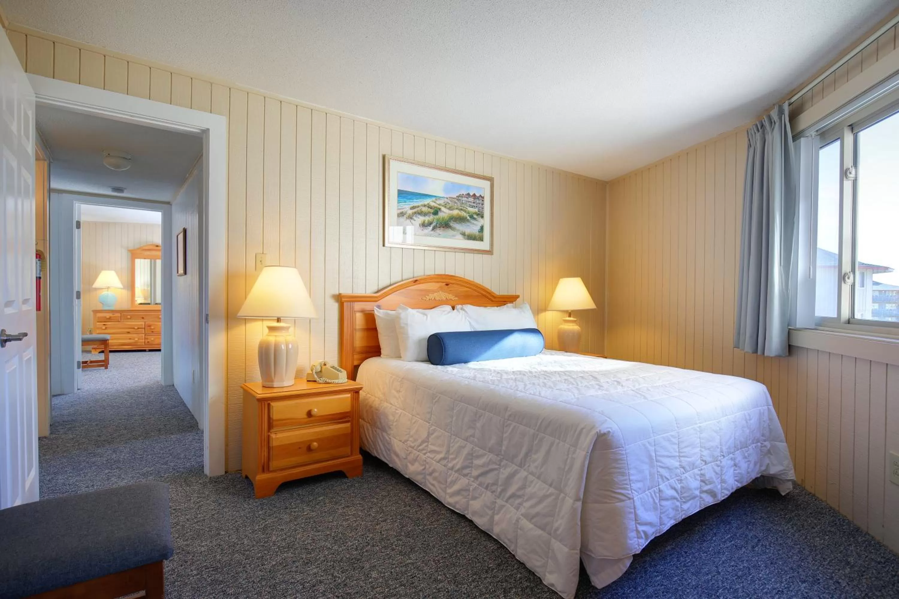 Bedroom, Bed in Outer Banks Beach Club