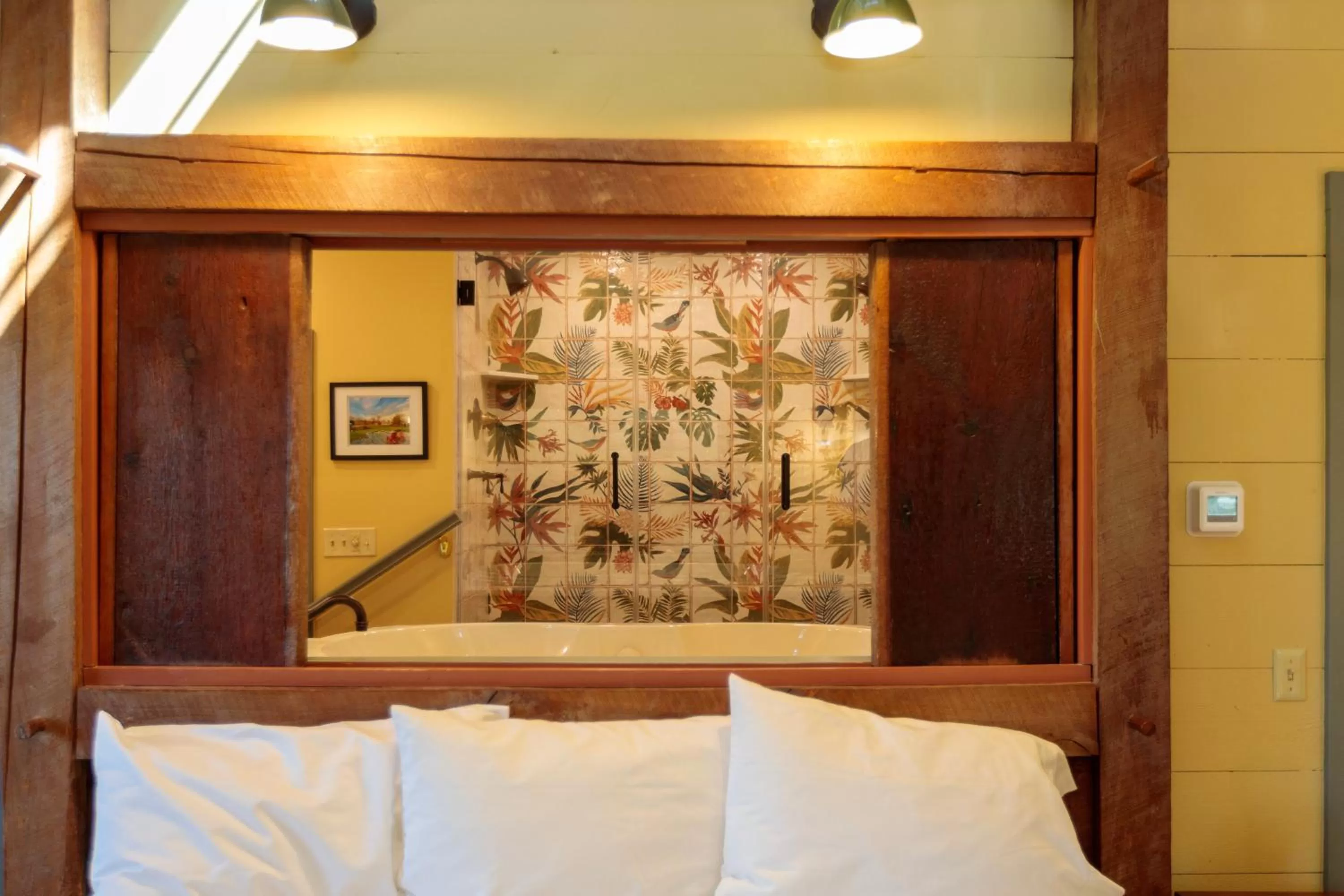 Decorative detail in Woolverton Inn