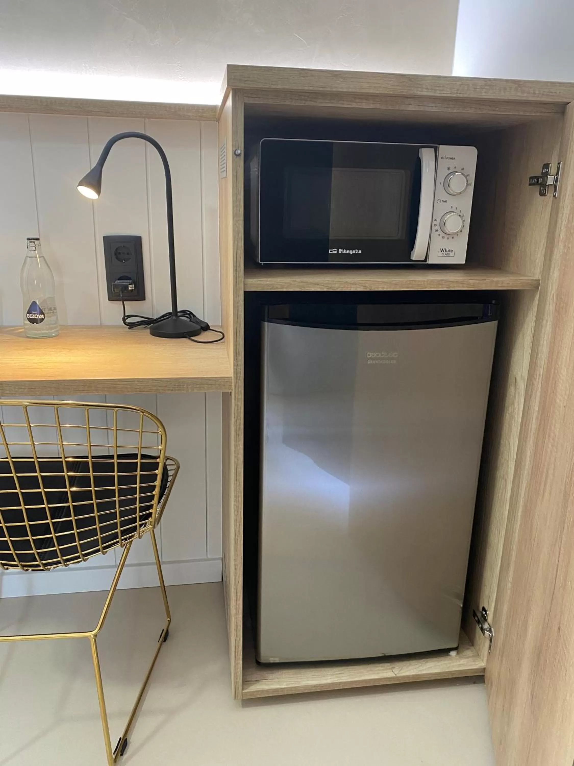 microwave in Aparthotel Solifemar