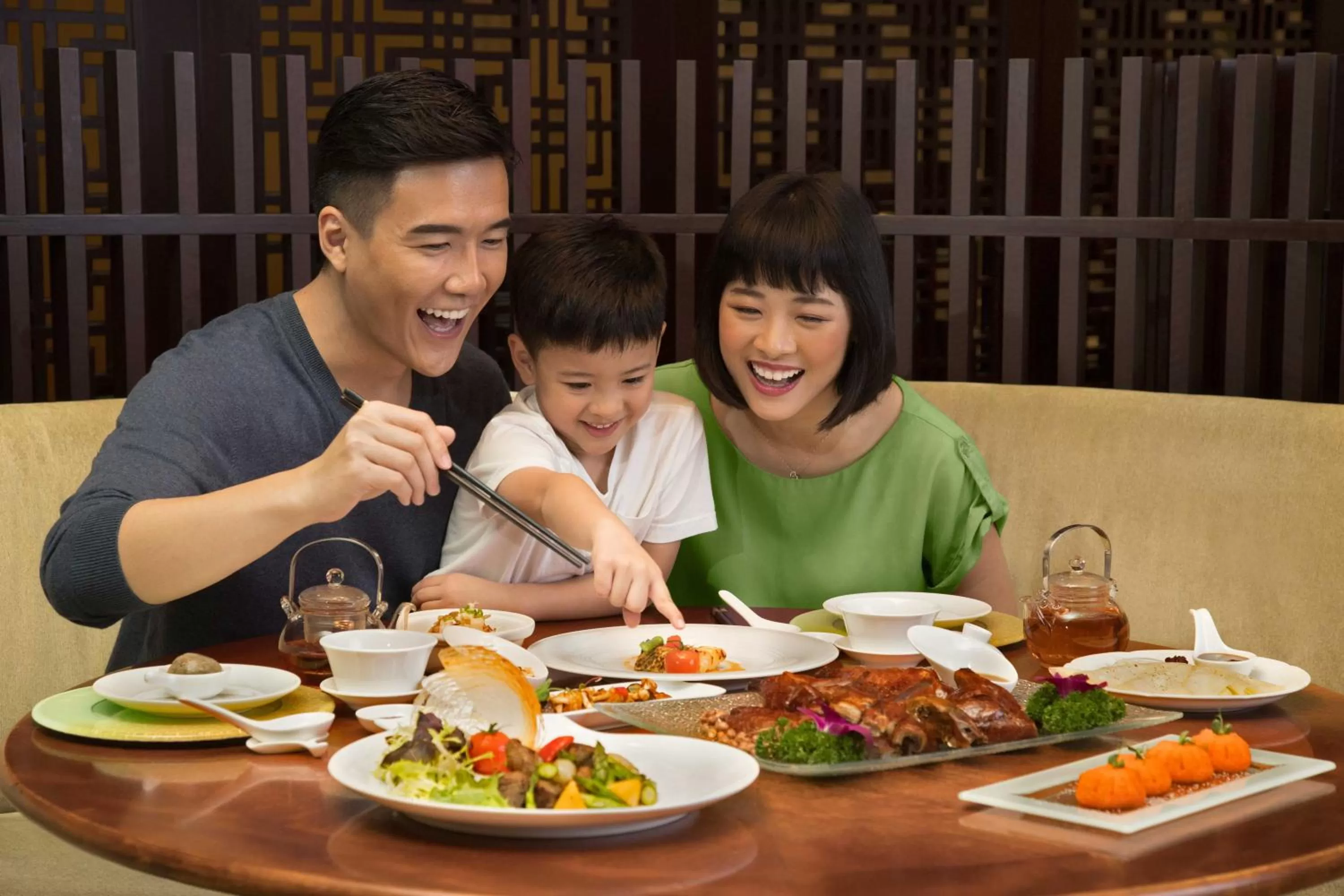 Restaurant/places to eat in Holiday Inn Singapore Atrium by IHG