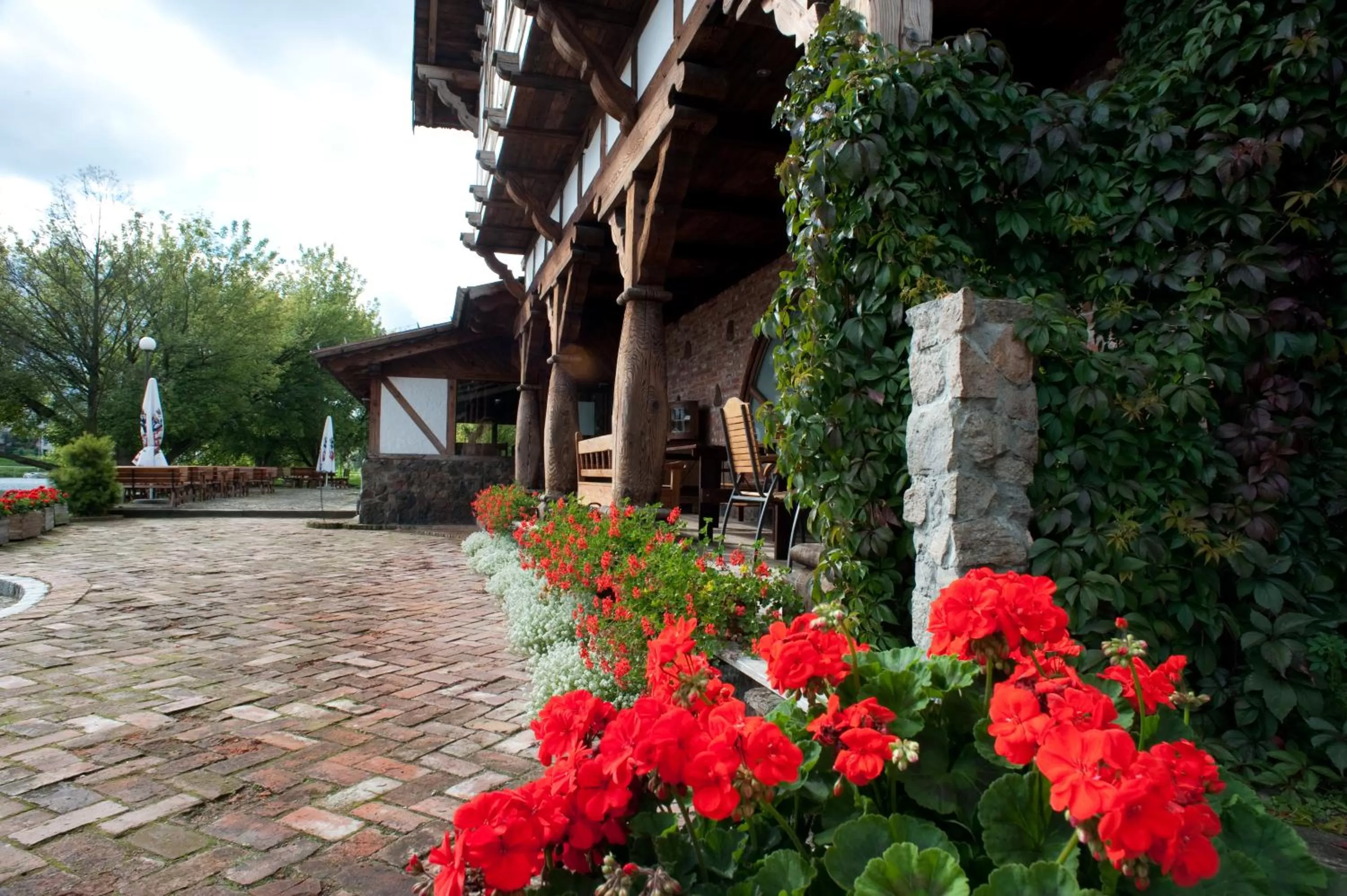 Facade/entrance, Property Building in Stary Tartak