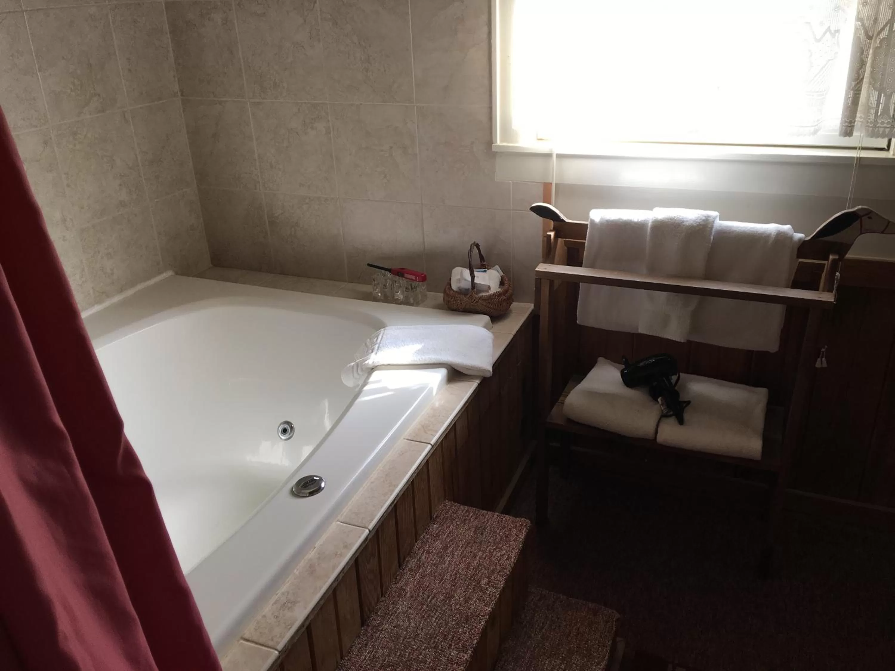 Bathroom in River House Inn