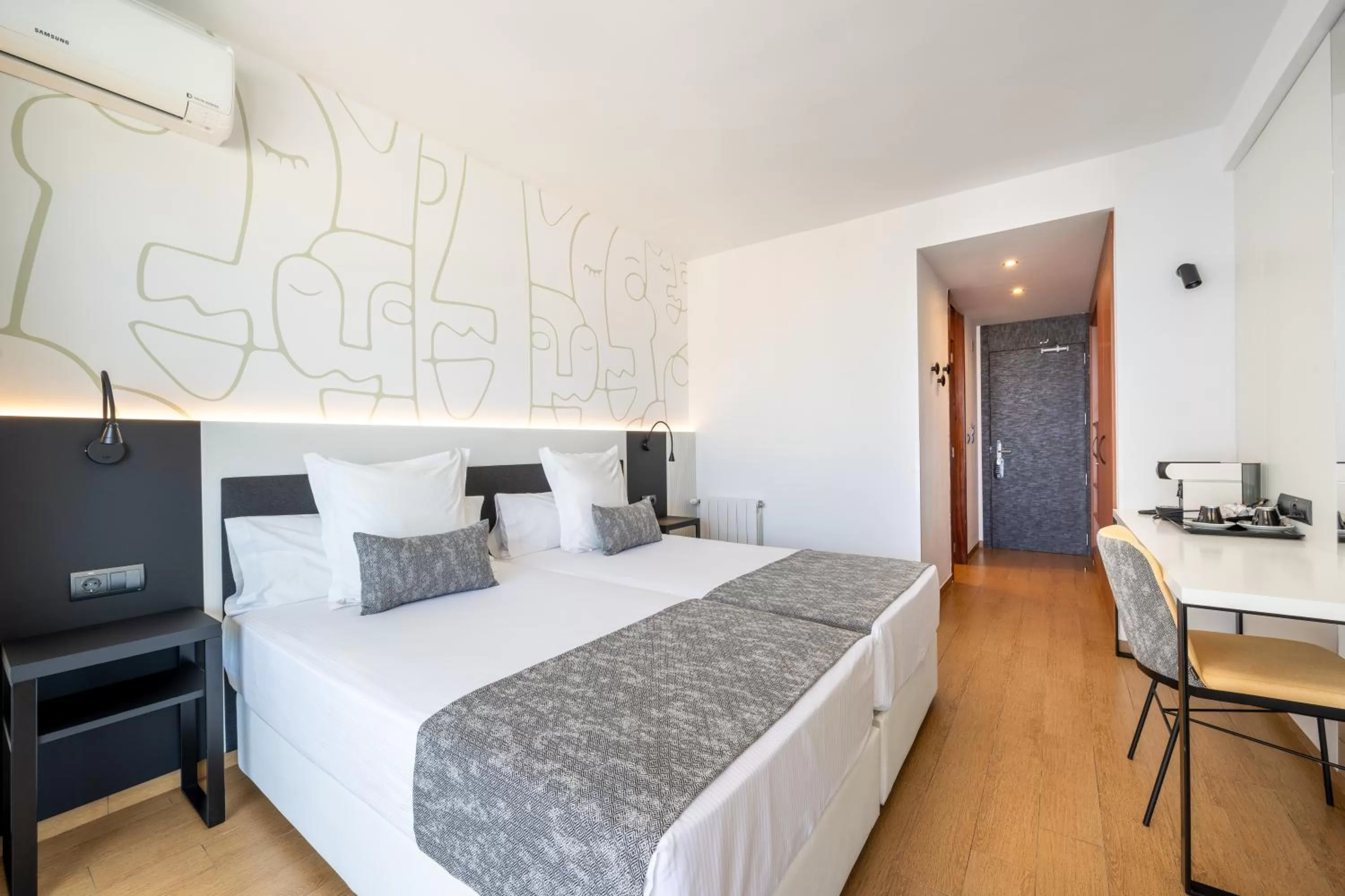 Bed in Climia Benidorm Plaza