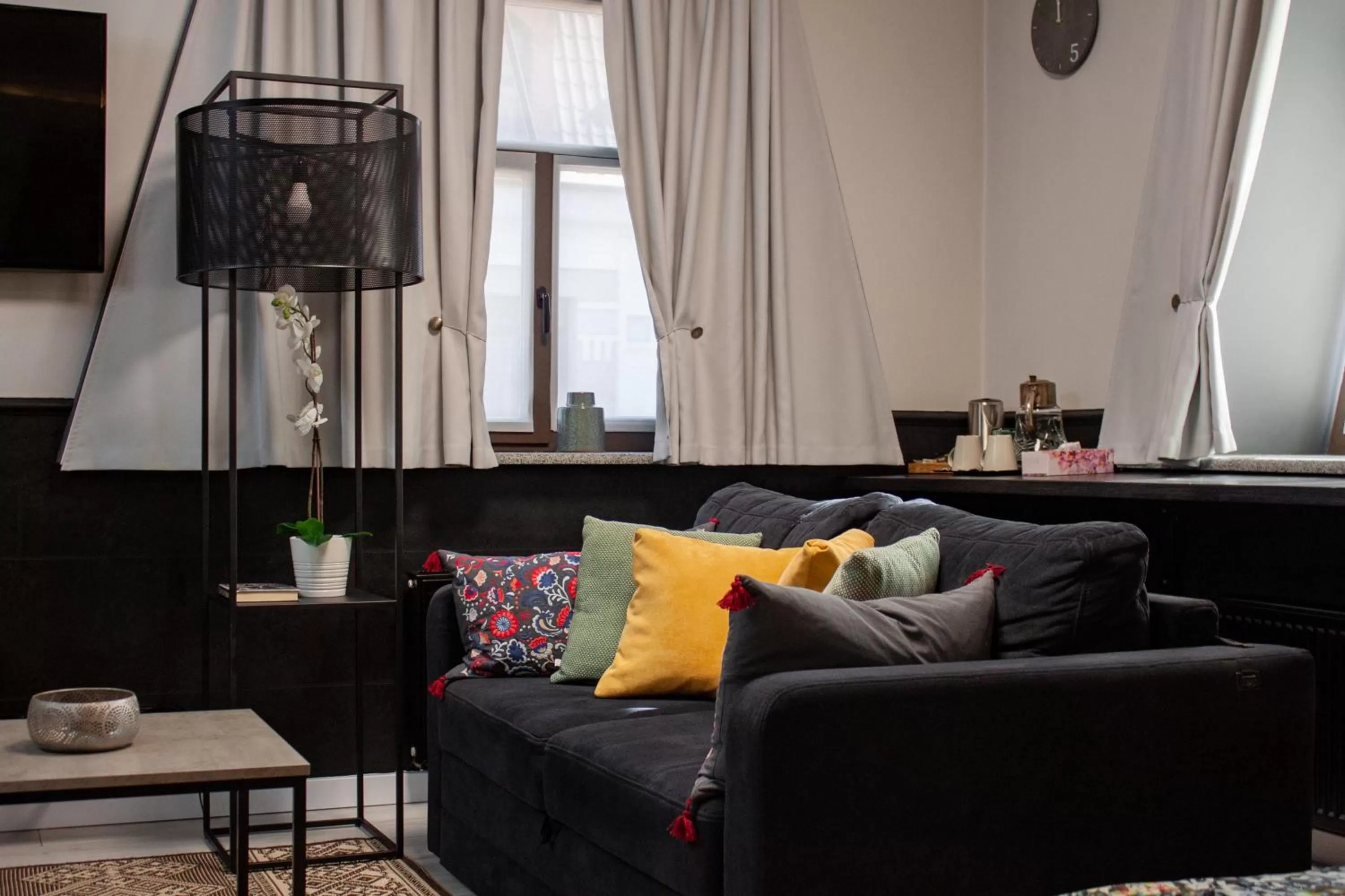 Coffee/tea facilities, Seating Area in MaNNa Boutique Hotel