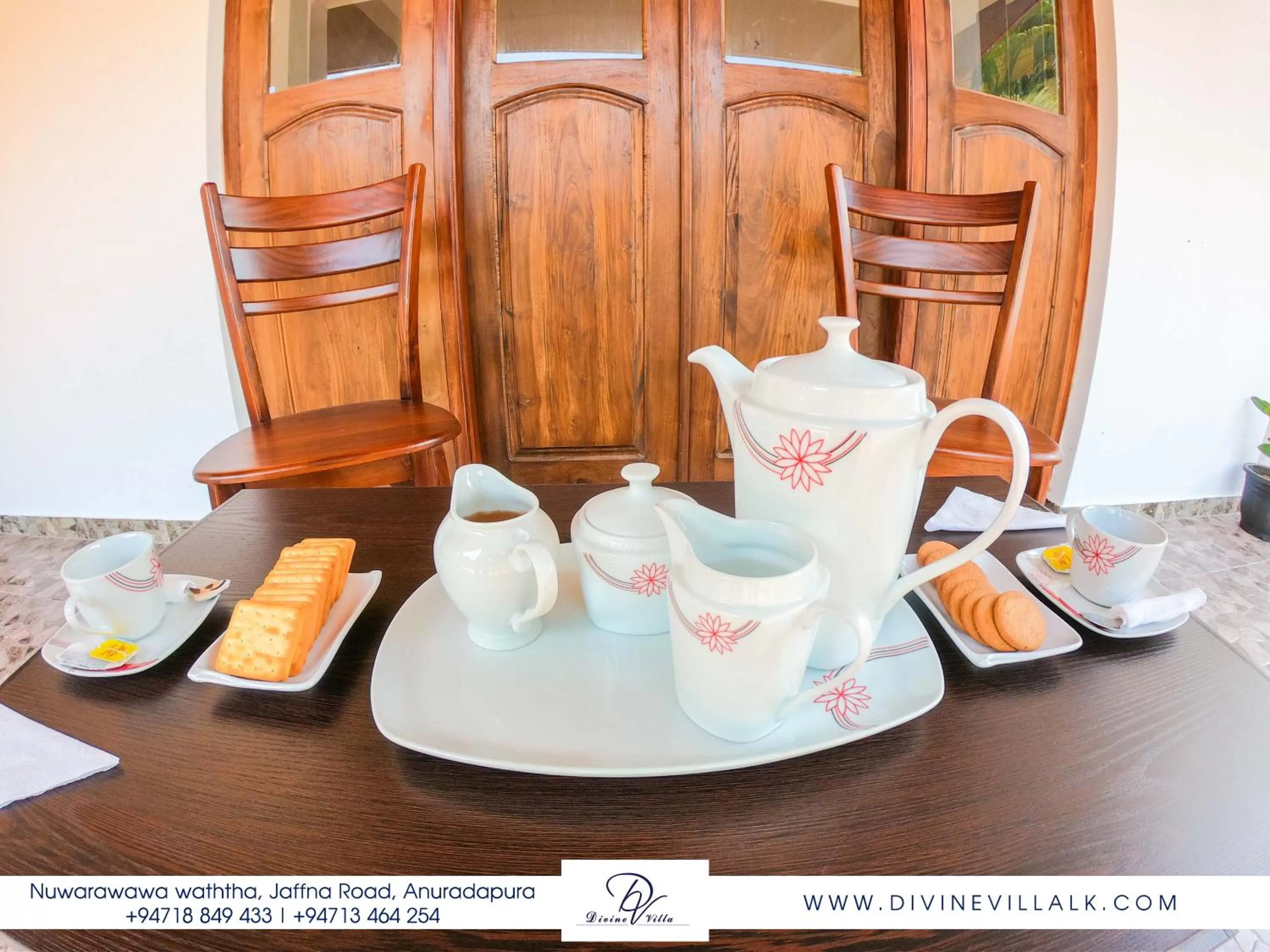 Facade/entrance in Divine Villa