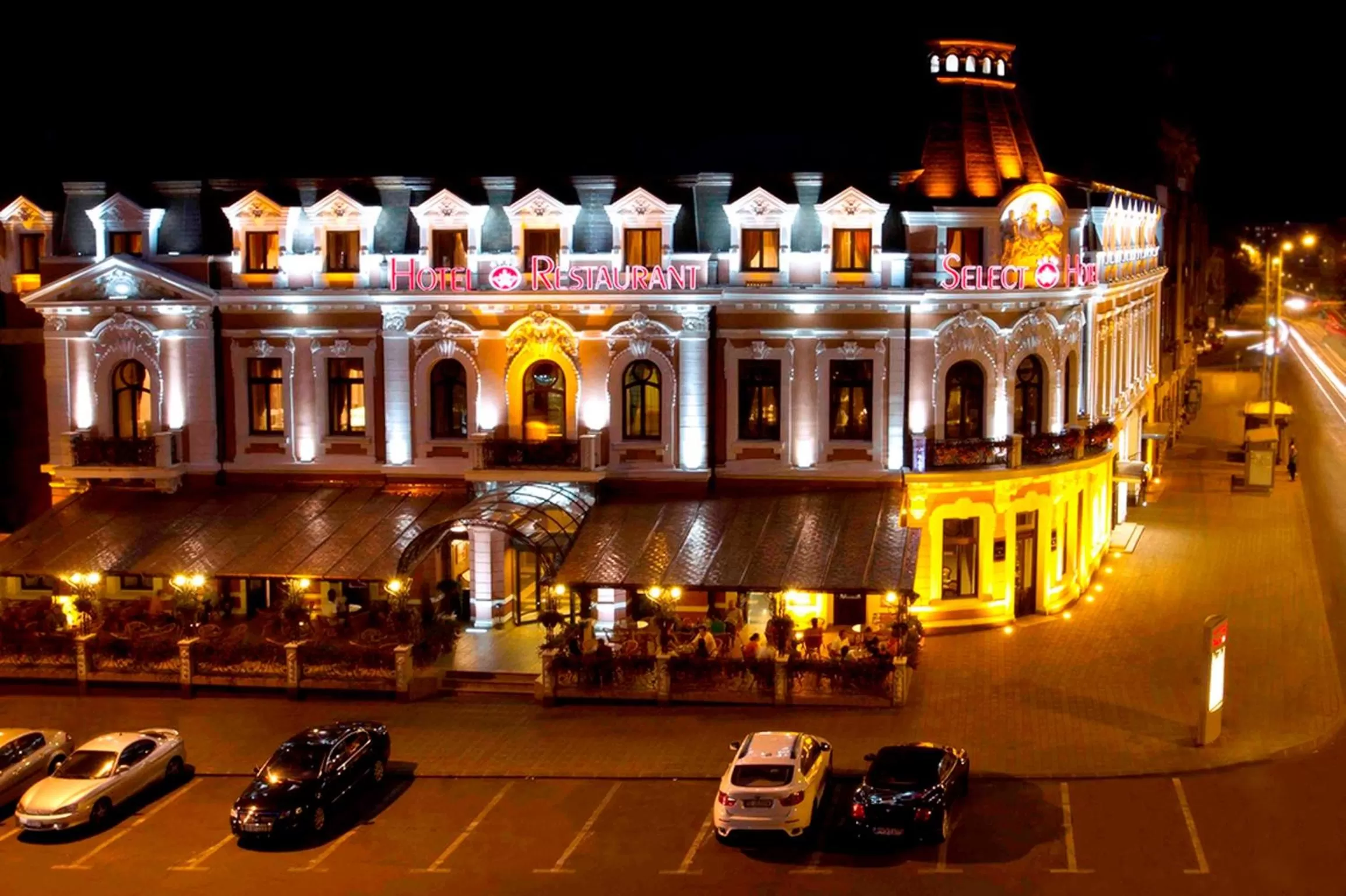 Facade/entrance, Property Building in Hotel Select