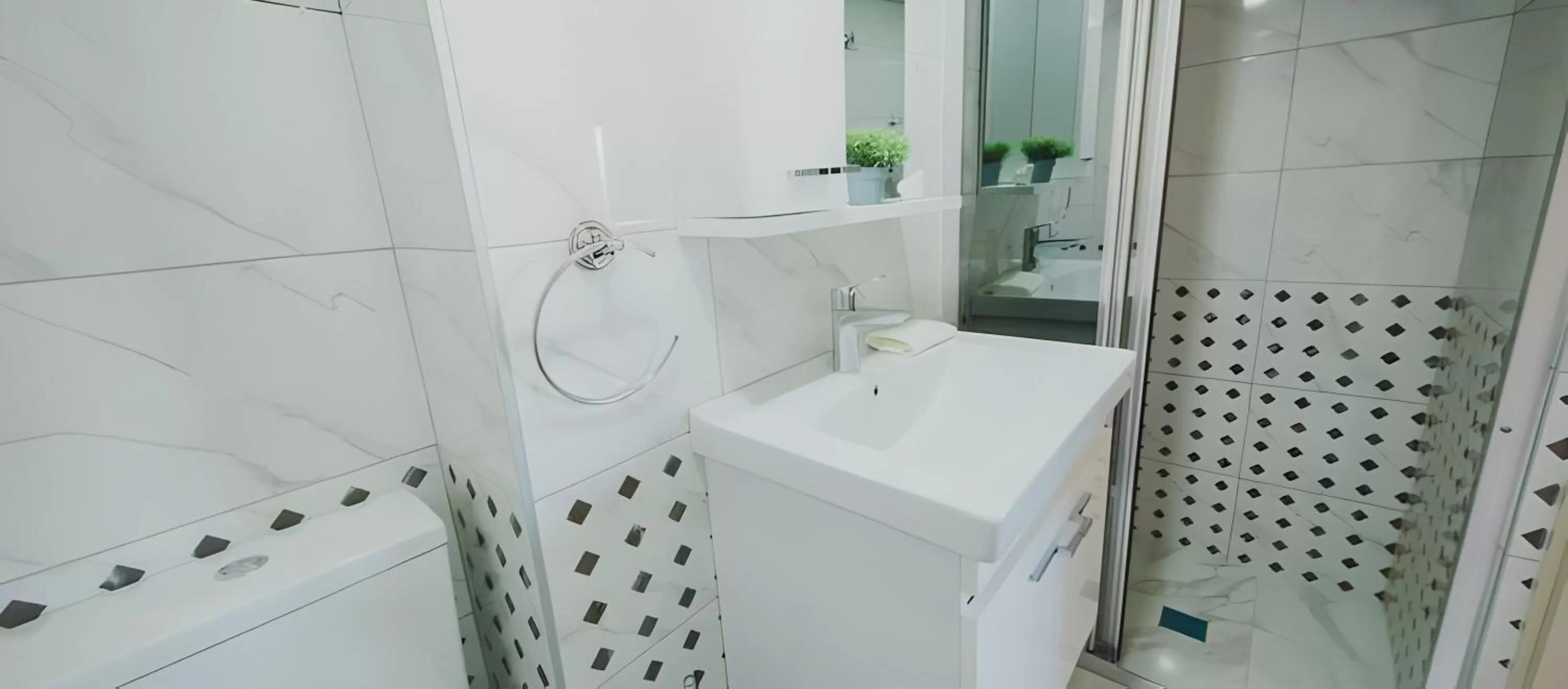 Shower, Bathroom in SOFIA BOUTIQUE HOTEL