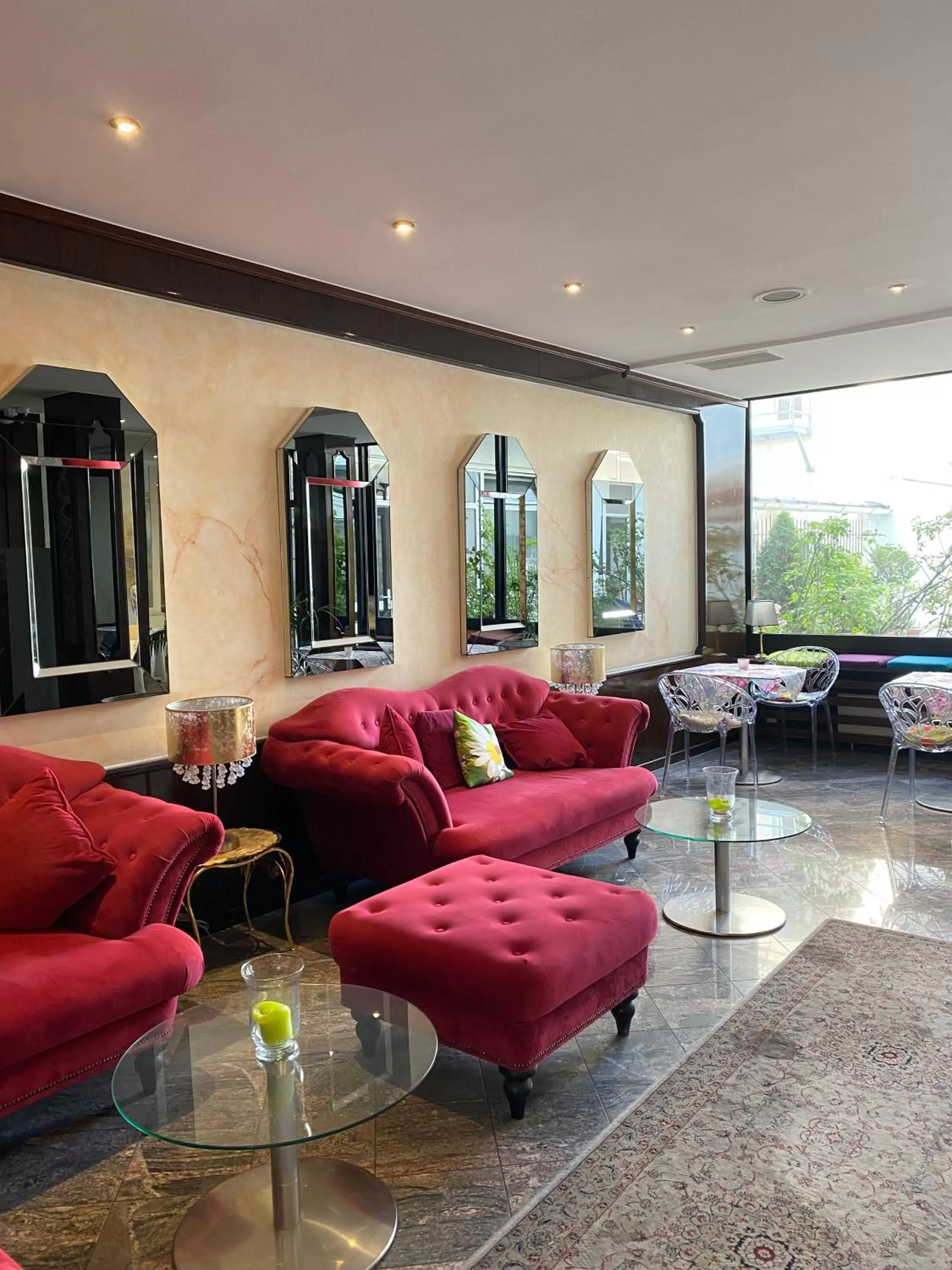 Seating area in Hotel Condor