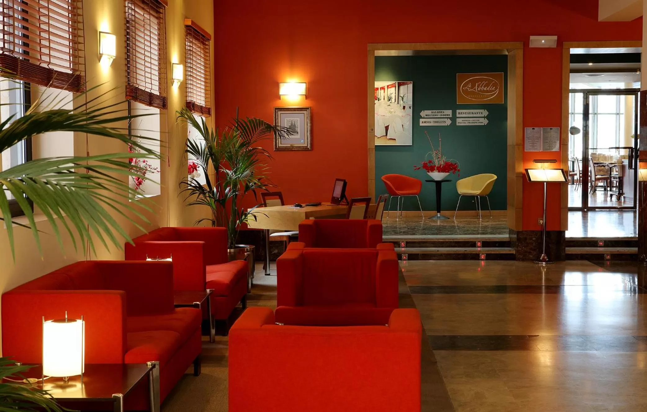 Lobby or reception in Abba Burgos