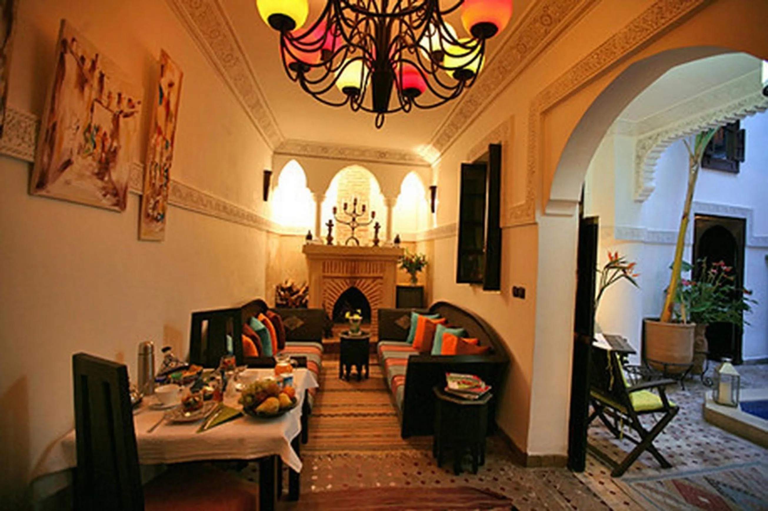 Restaurant/places to eat in Riad Eloise
