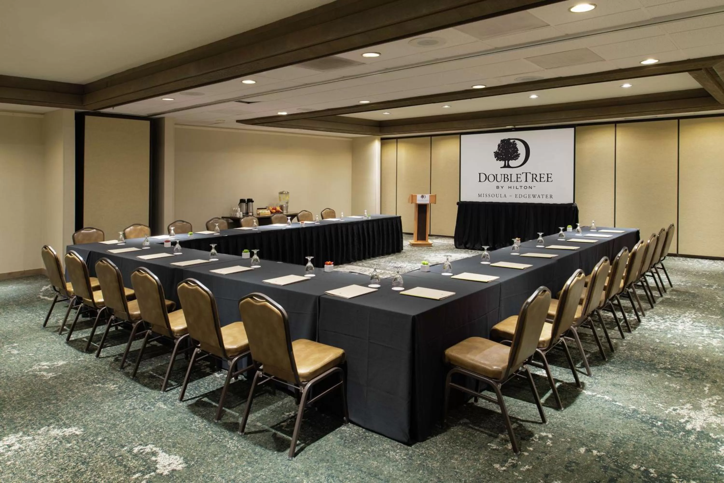 Meeting/conference room in DoubleTree by Hilton Missoula Edgewater
