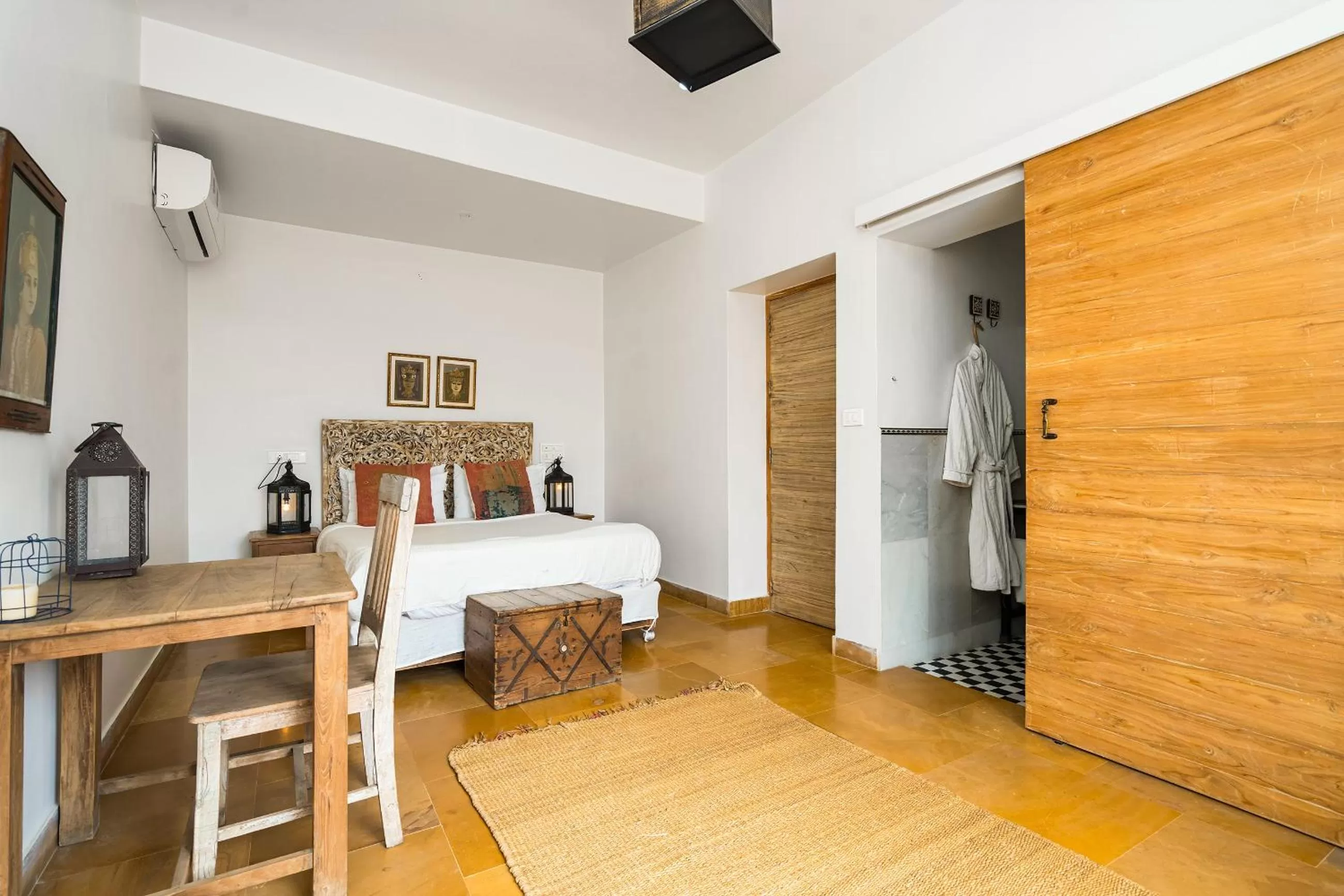 Bedroom, Bed in The Secret House - Adults Only