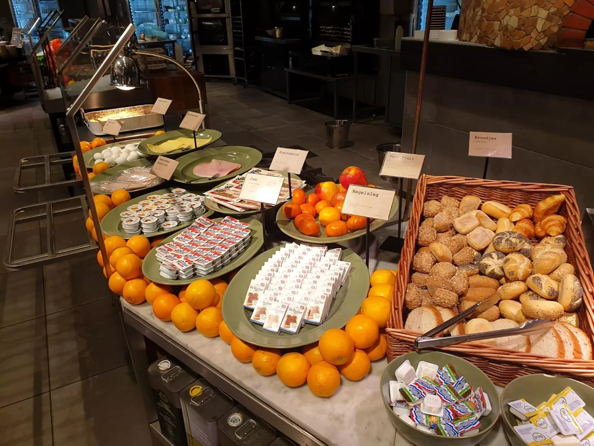 Restaurant/places to eat in Gr8 Hotel Oosterhout