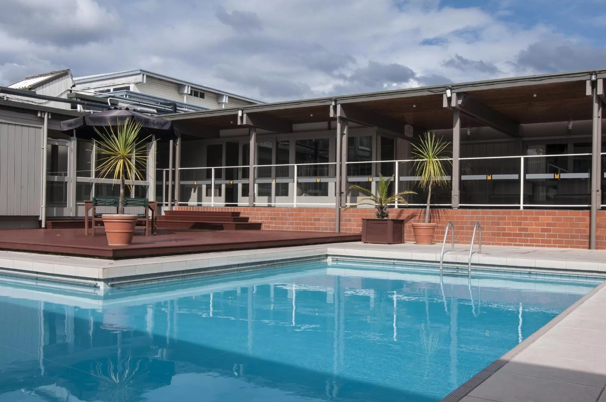 Swimming pool in Copthorne Hotel Rotorua