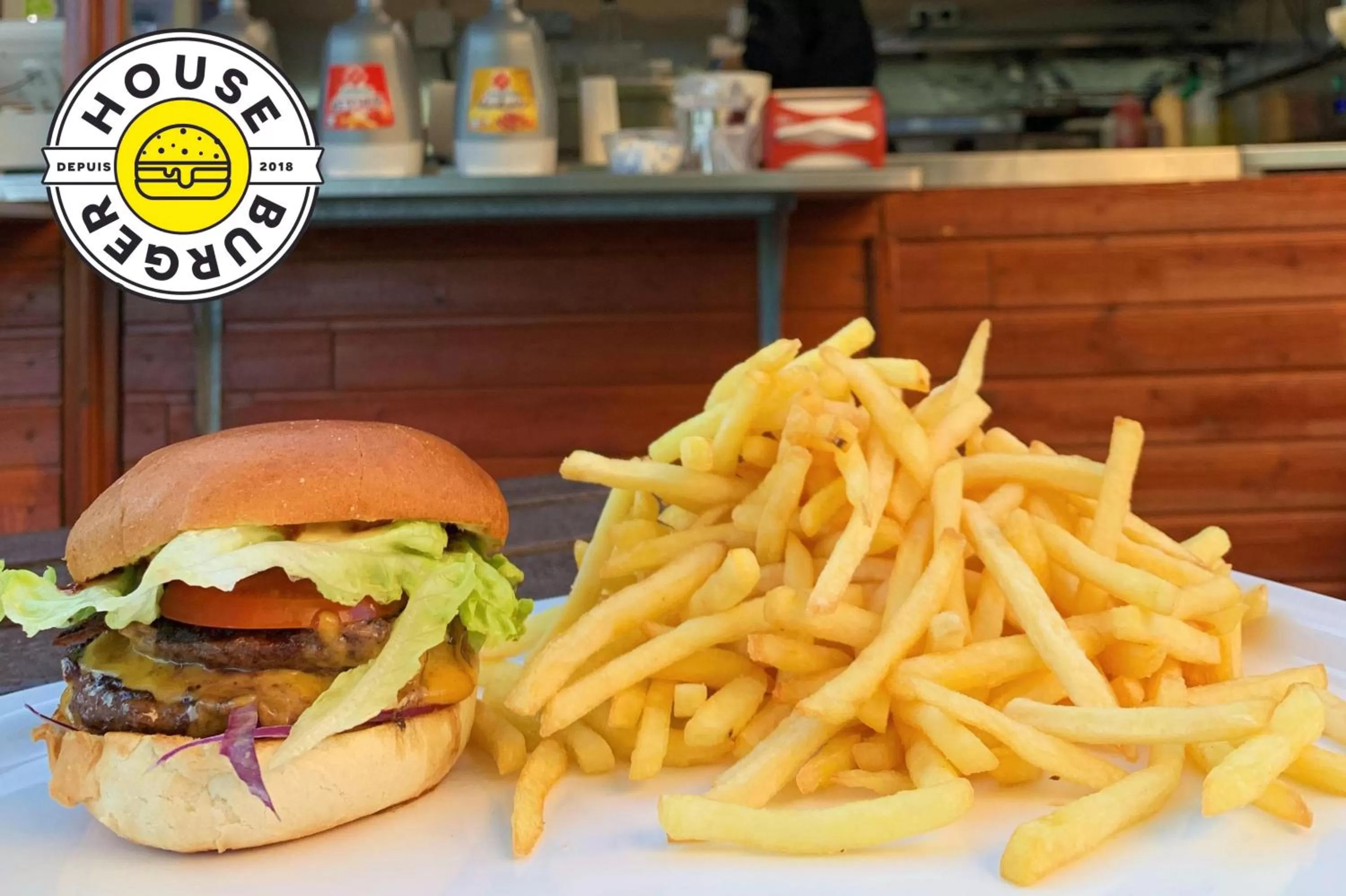 Restaurant/places to eat in Campanile Val de France