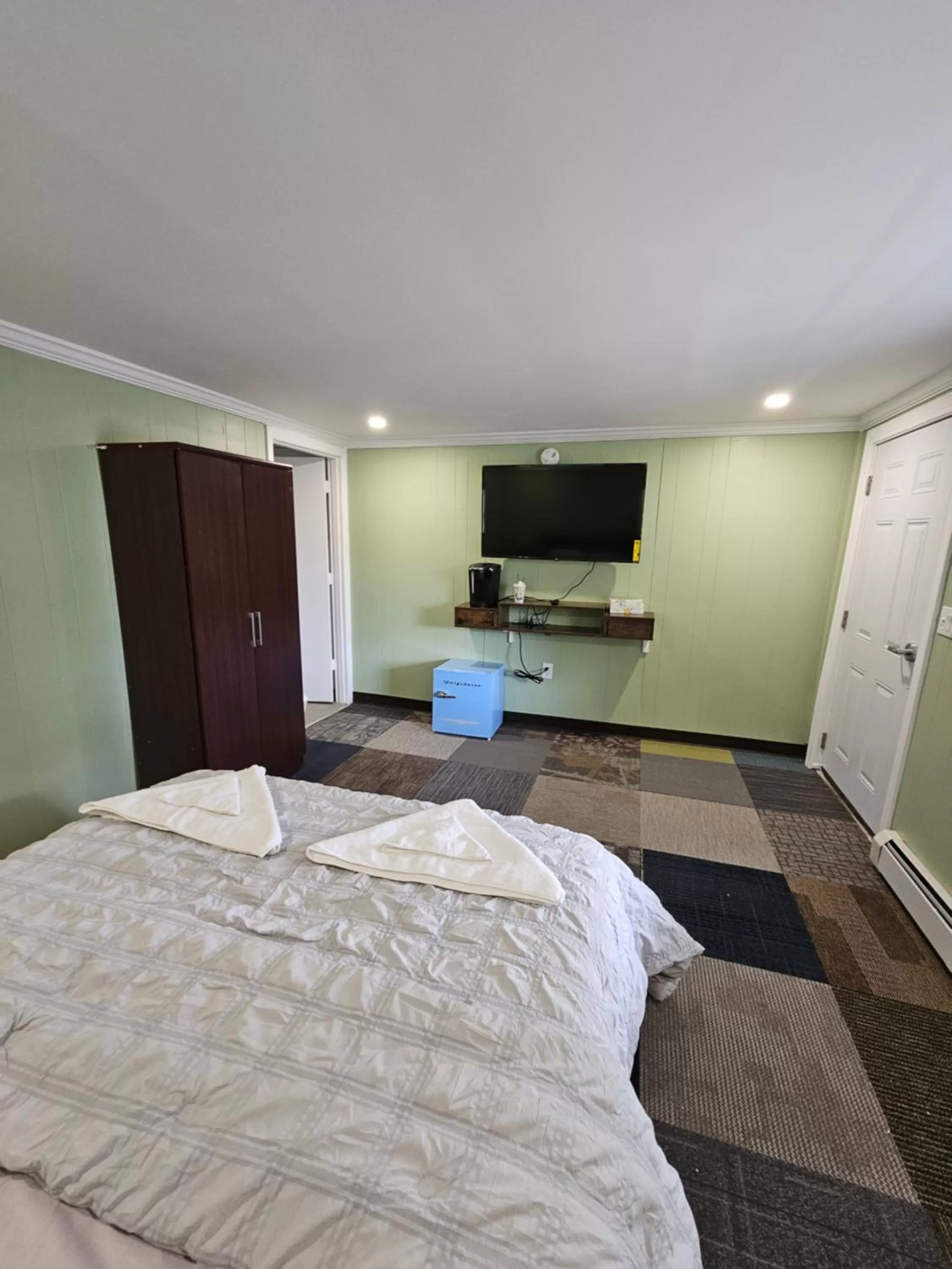 Queen Room in Vacation Inn