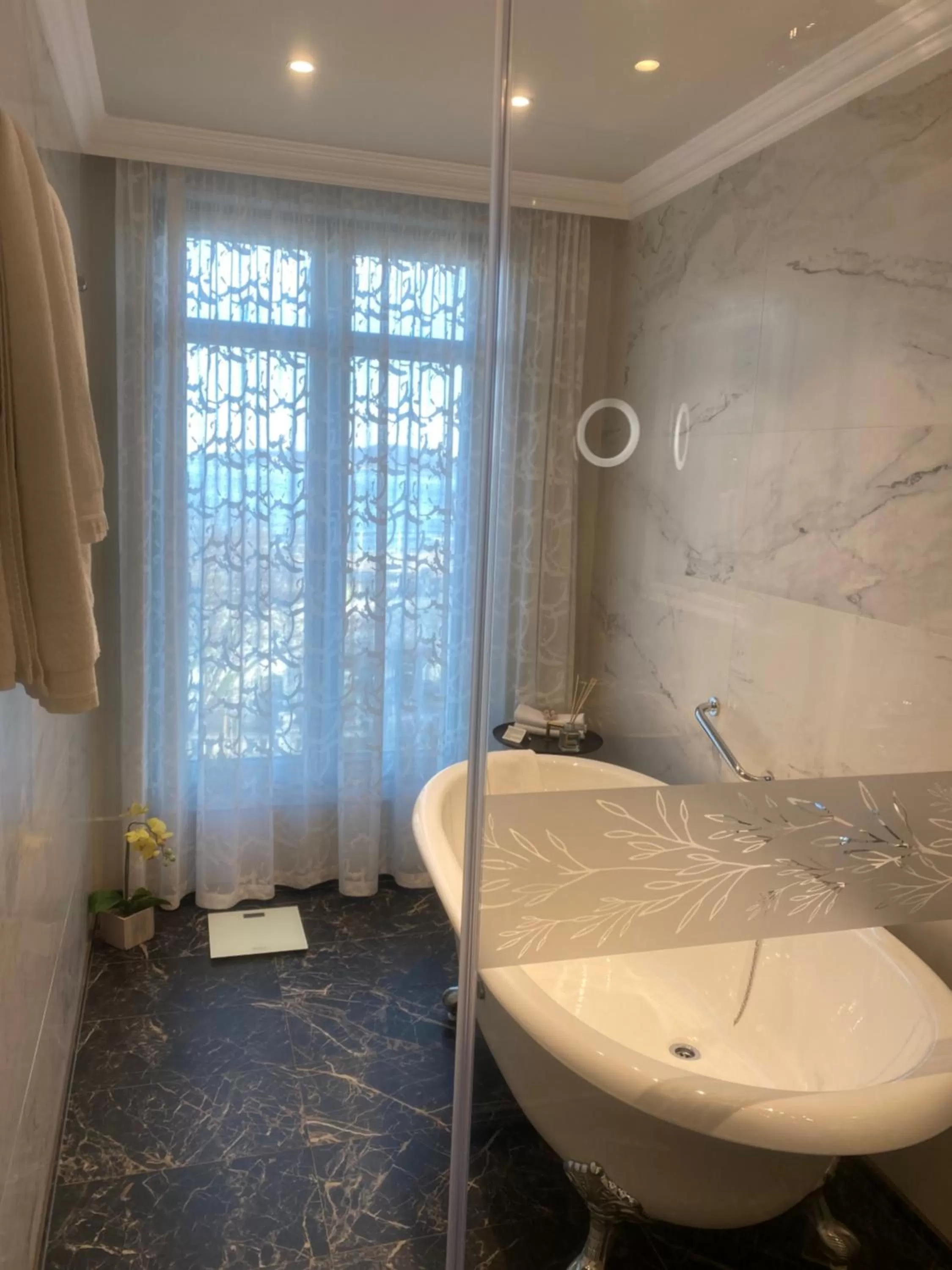 Bathroom in Hotel Residence Promenade