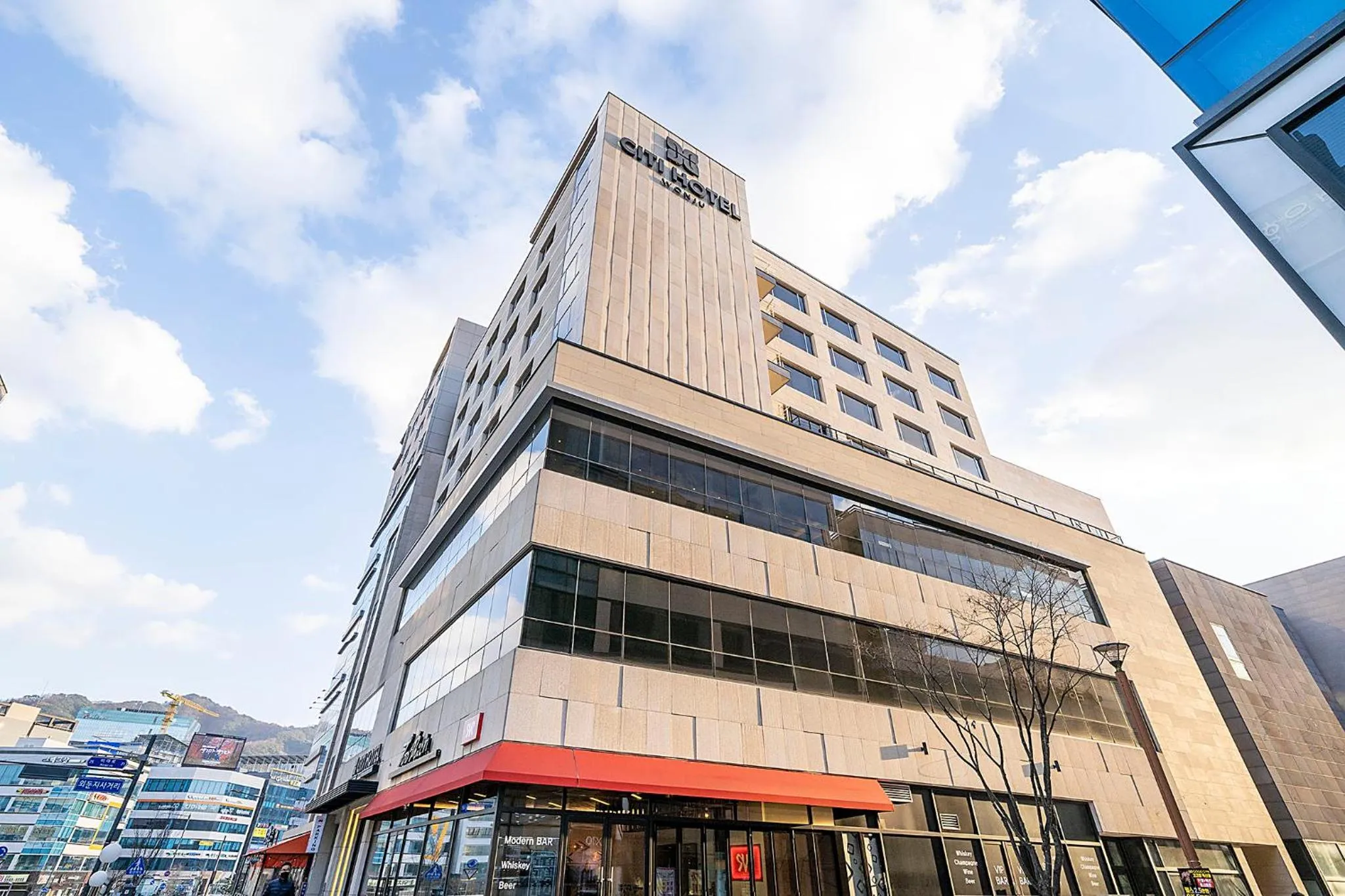 Property building in Wonju Citi Hotel